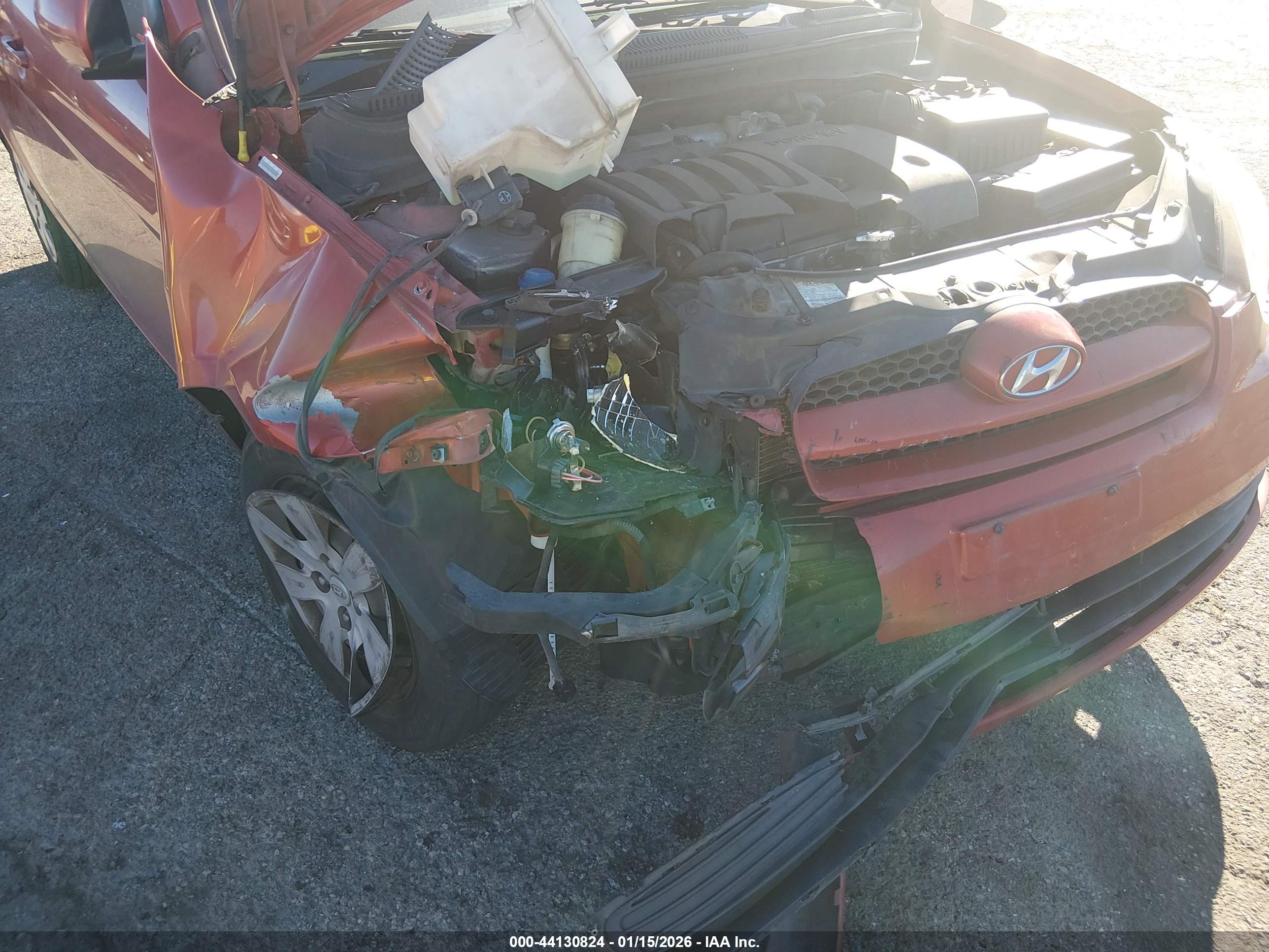 HYUNDAI ACCENT image 6