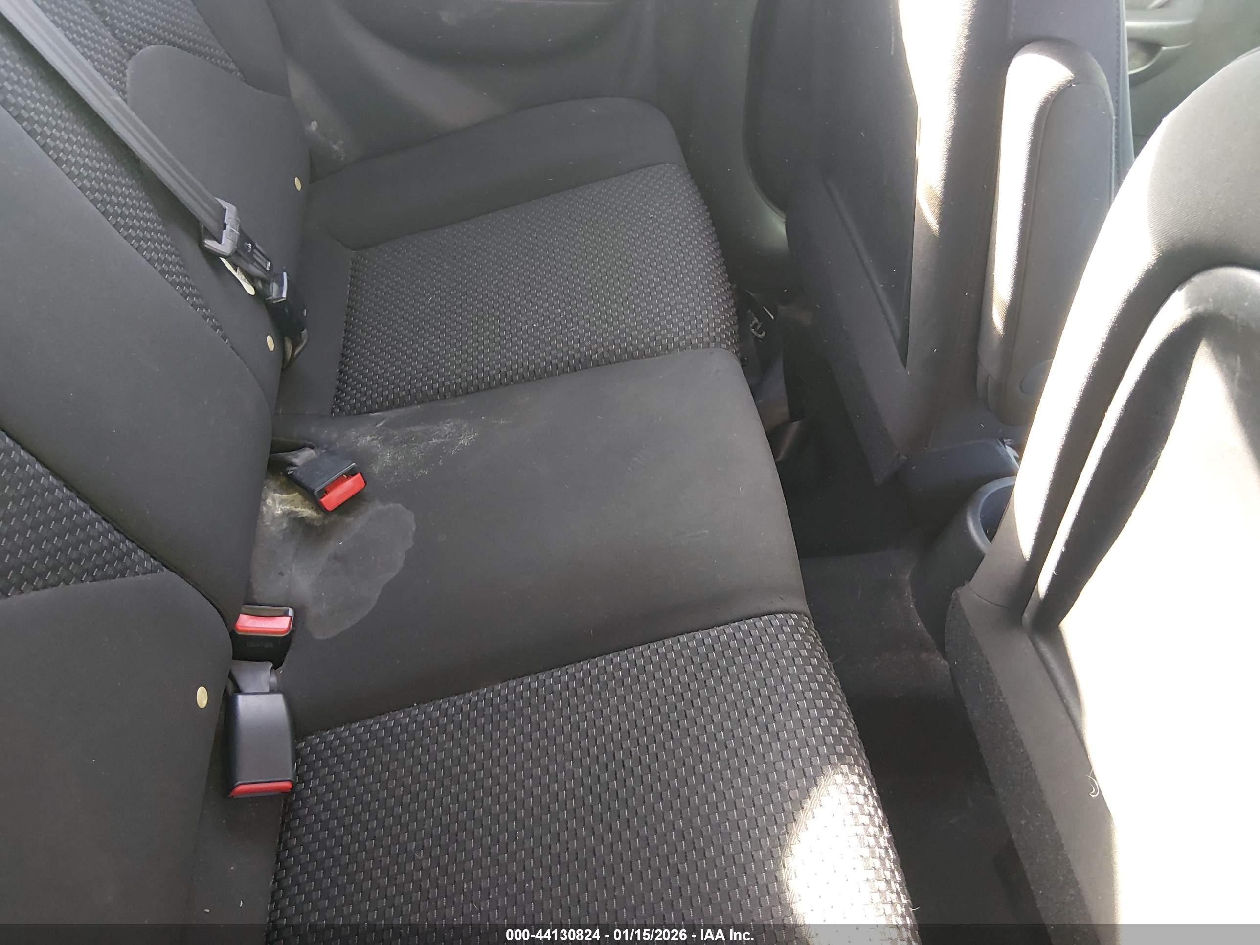 HYUNDAI ACCENT image 8