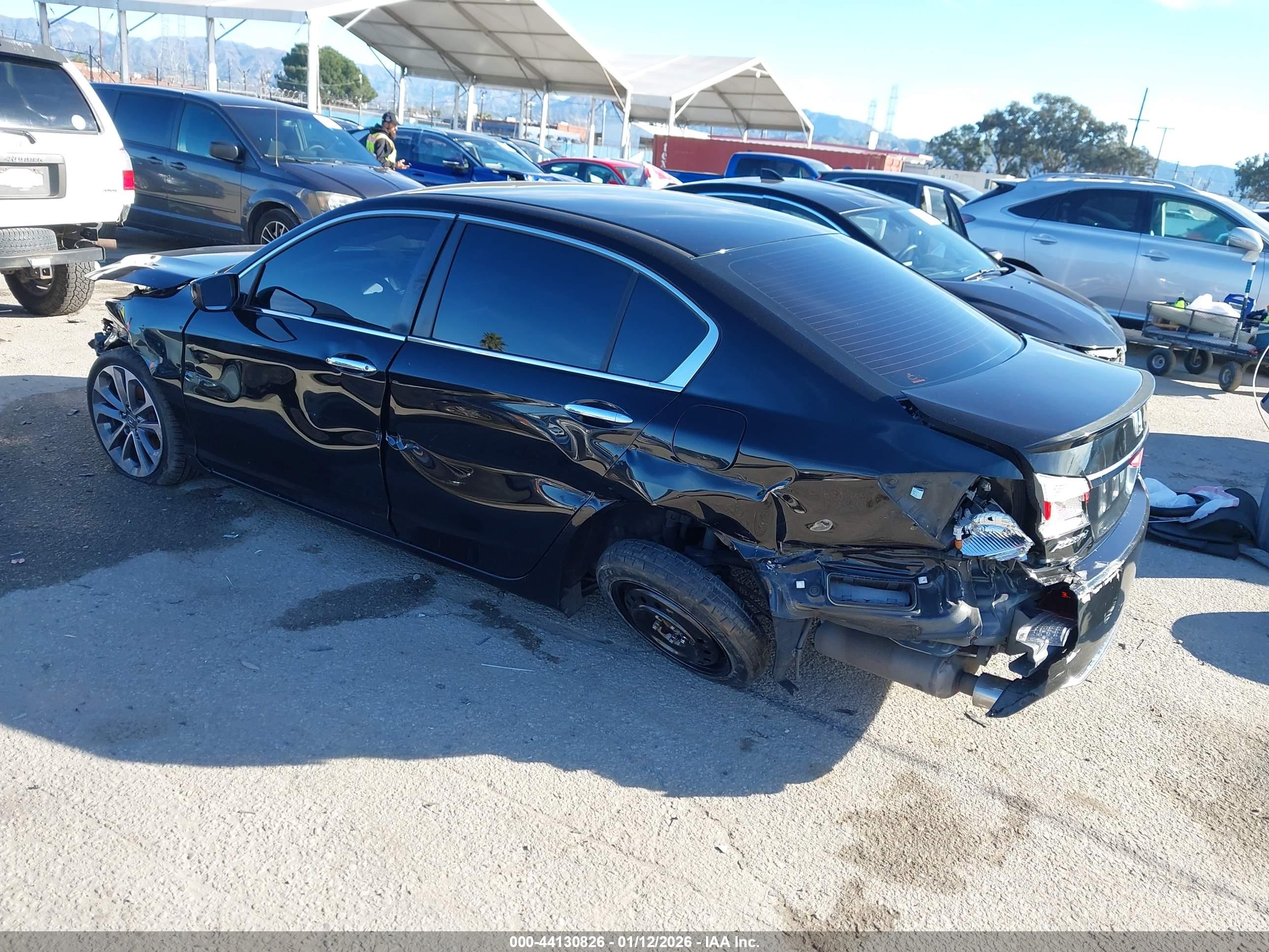 HONDA ACCORD image 3