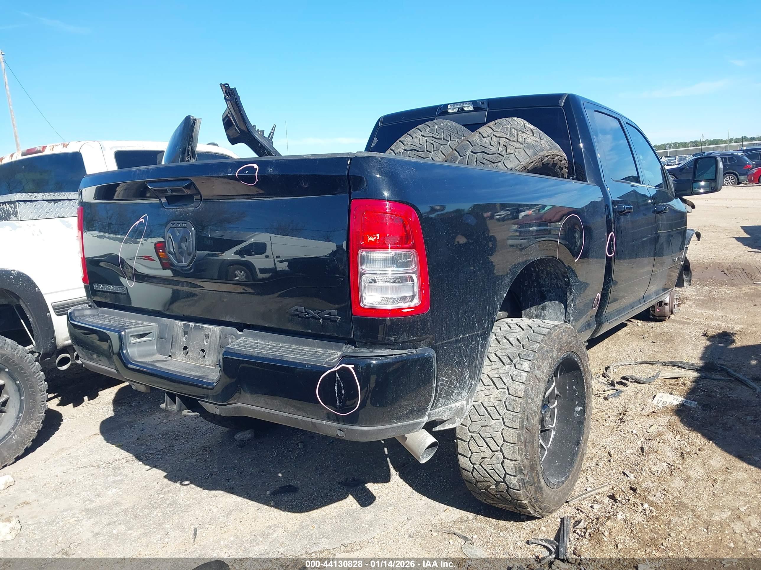 RAM 2500 image 4