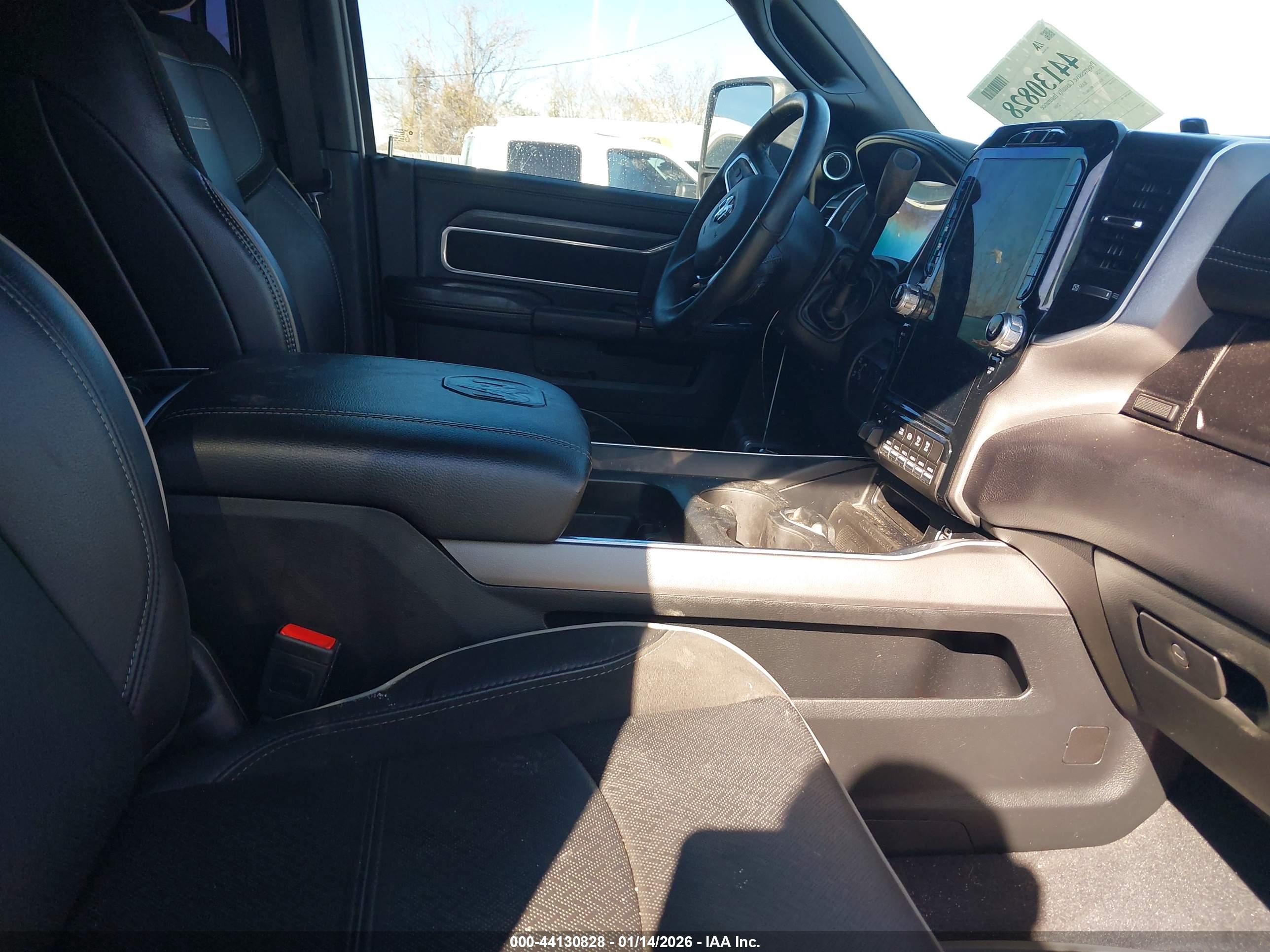 RAM 2500 image 5
