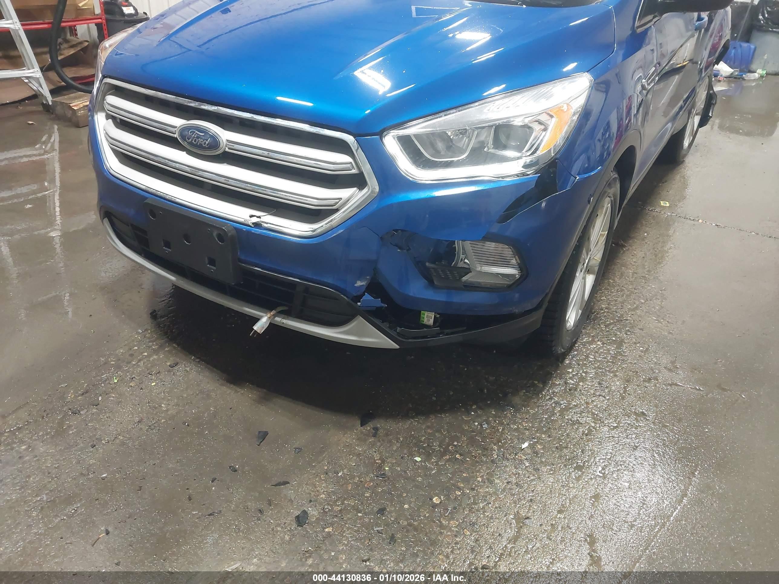 FORD ESCAPE image 6
