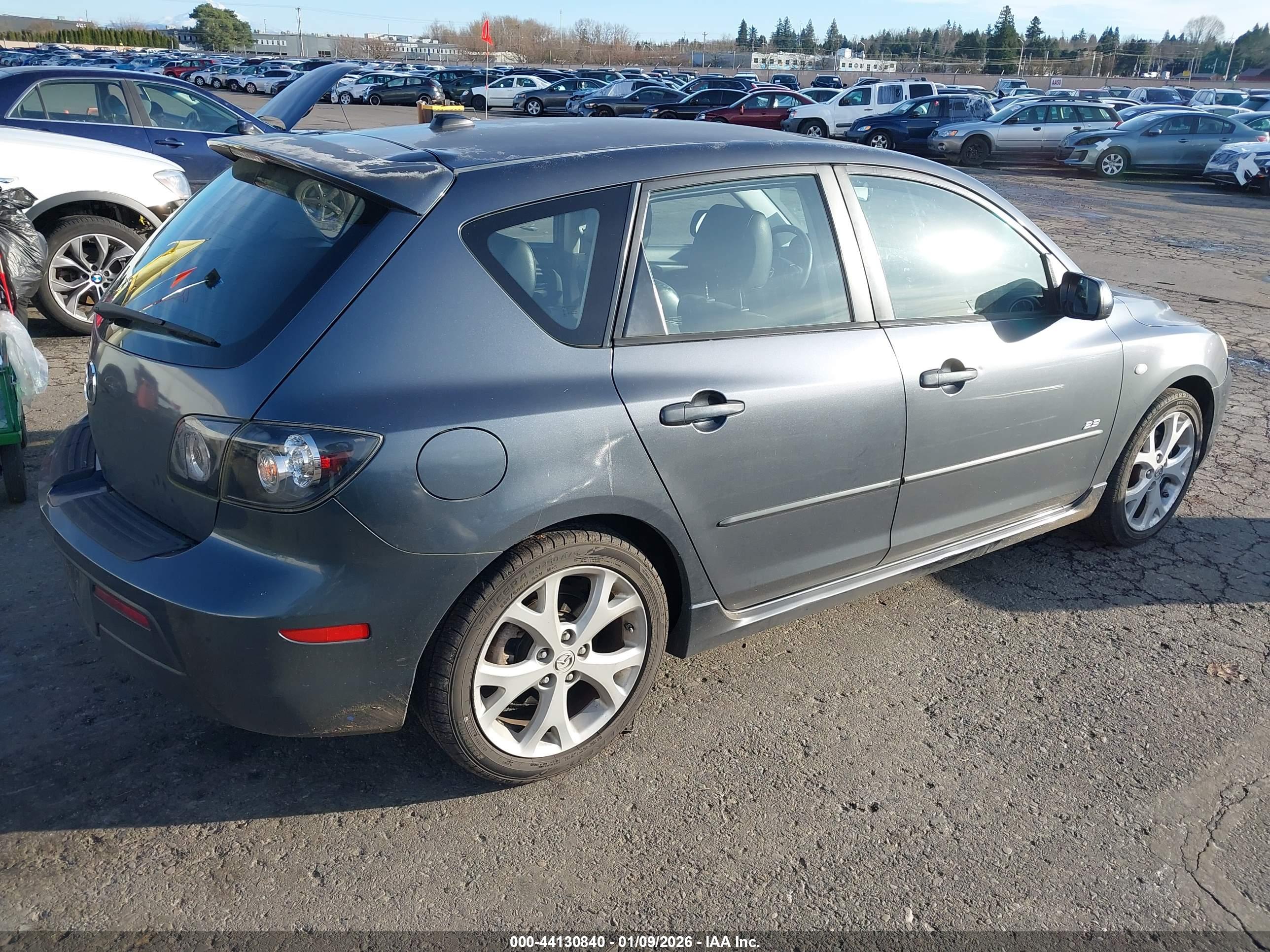 MAZDA MAZDA3 image 4