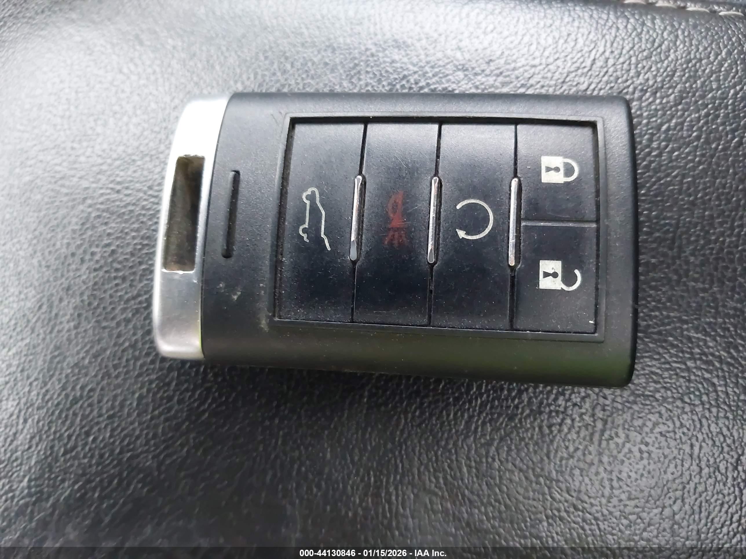 CADILLAC SRX image 11
