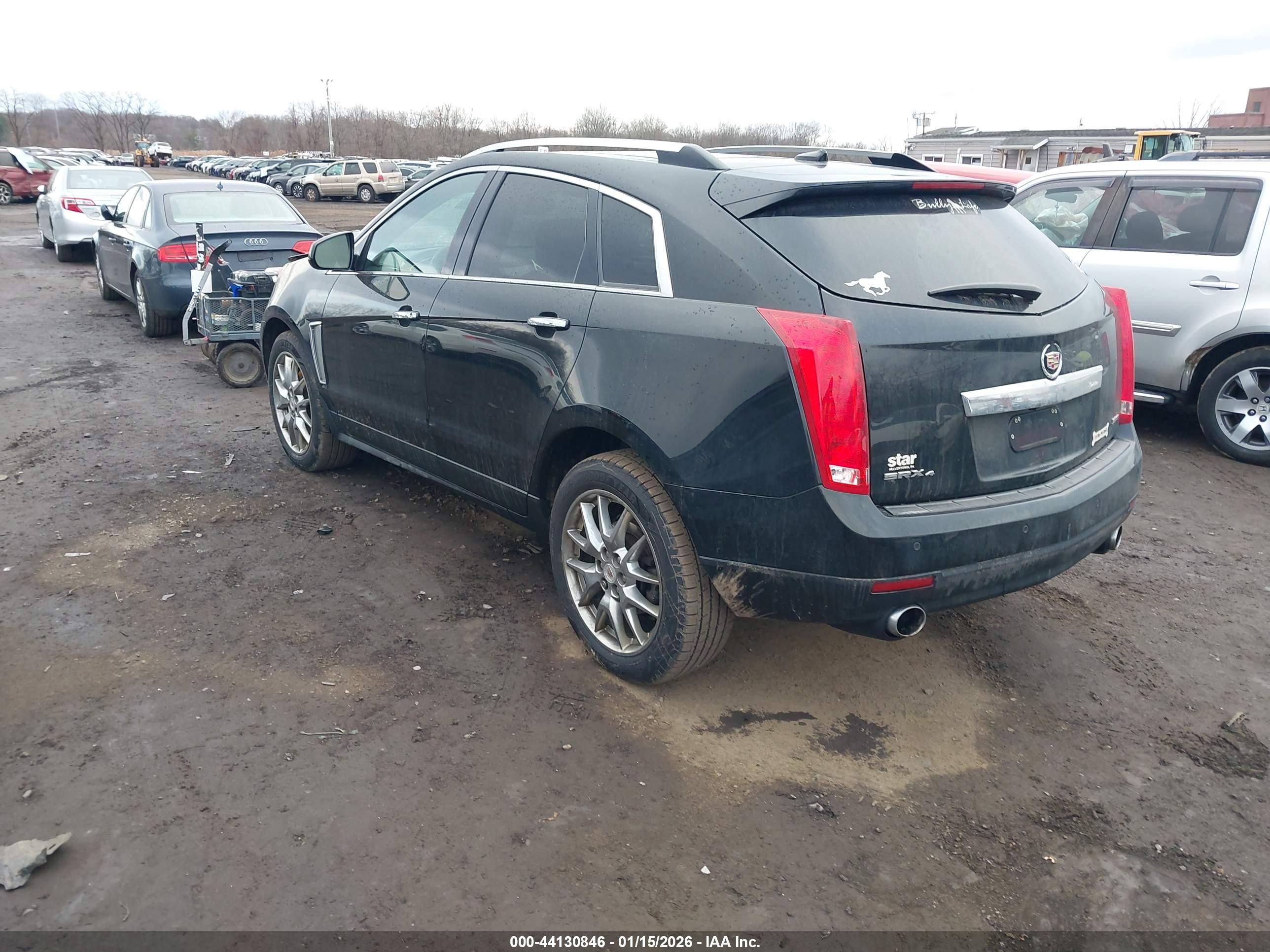 CADILLAC SRX image 3