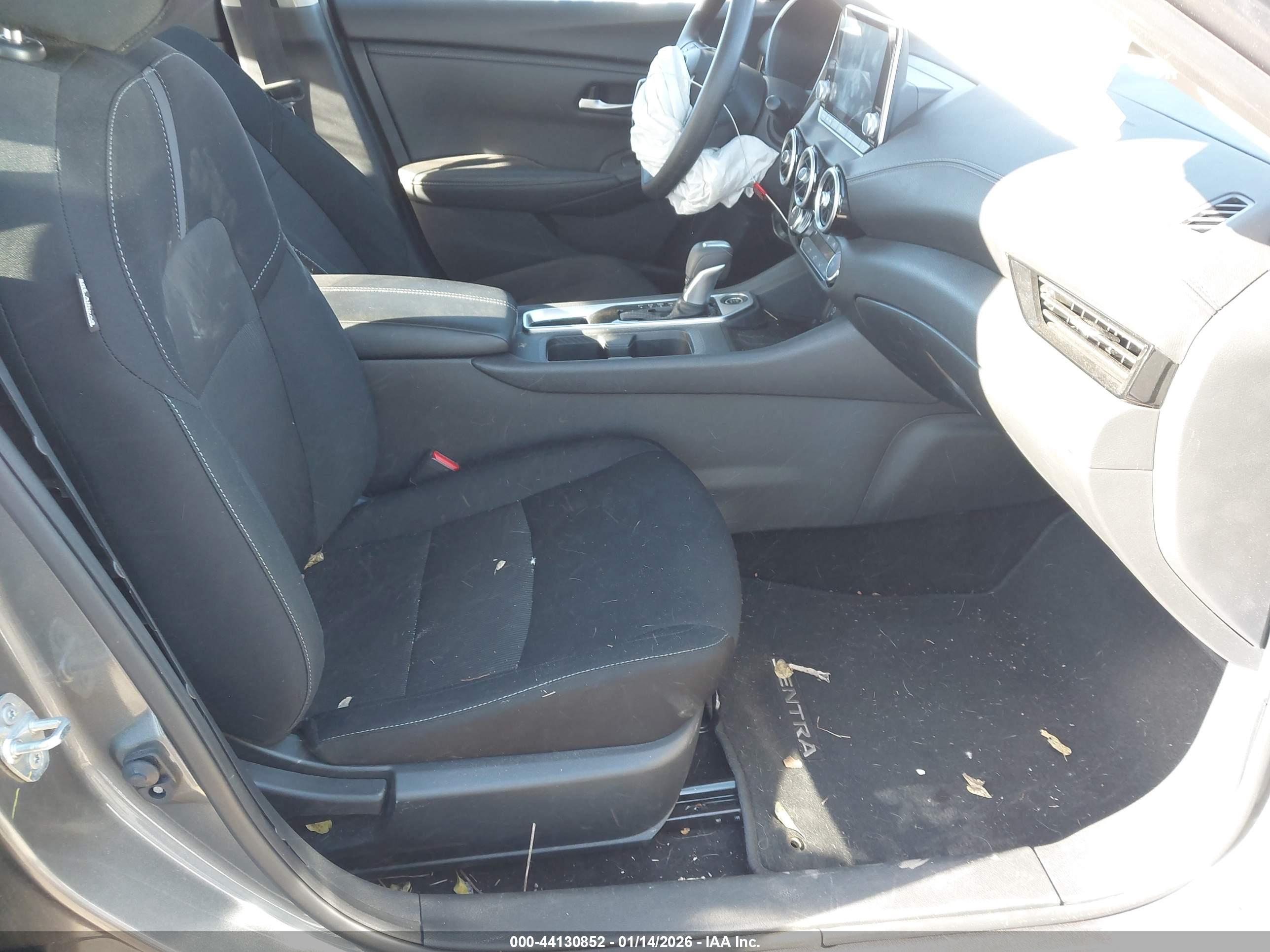NISSAN SENTRA image 5