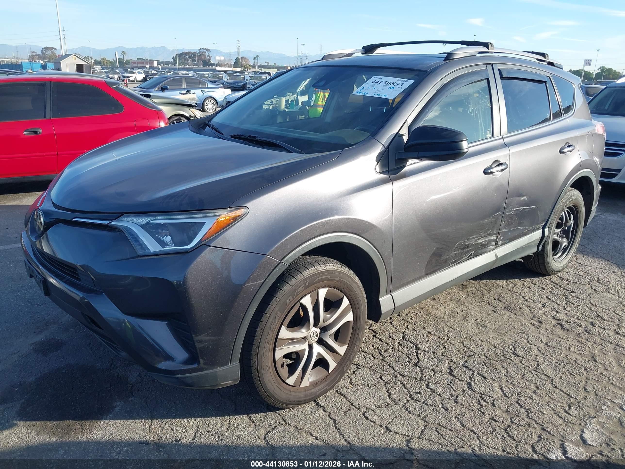 TOYOTA RAV4 image 2