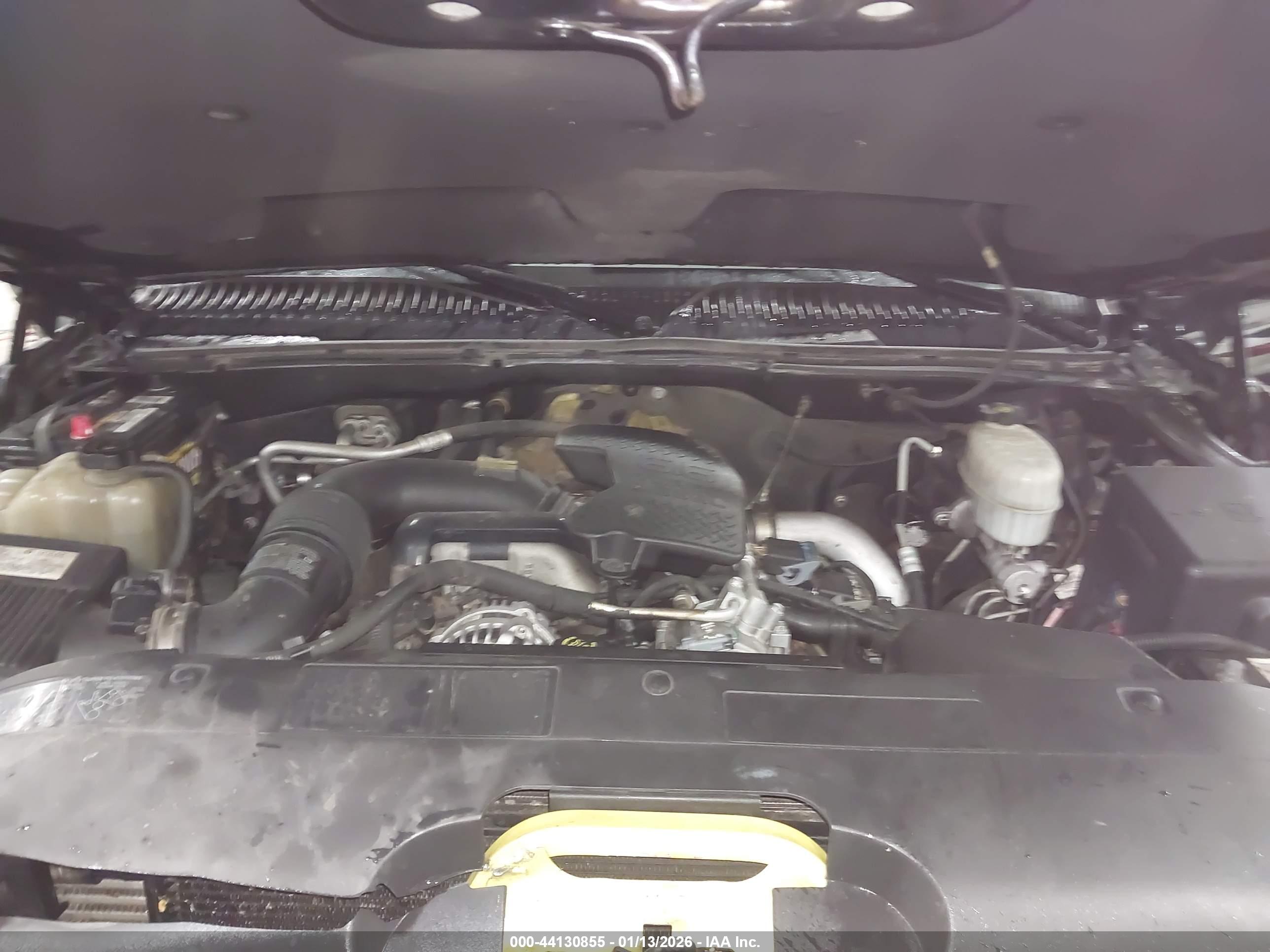 CHEVROLET SILVERADO image 10