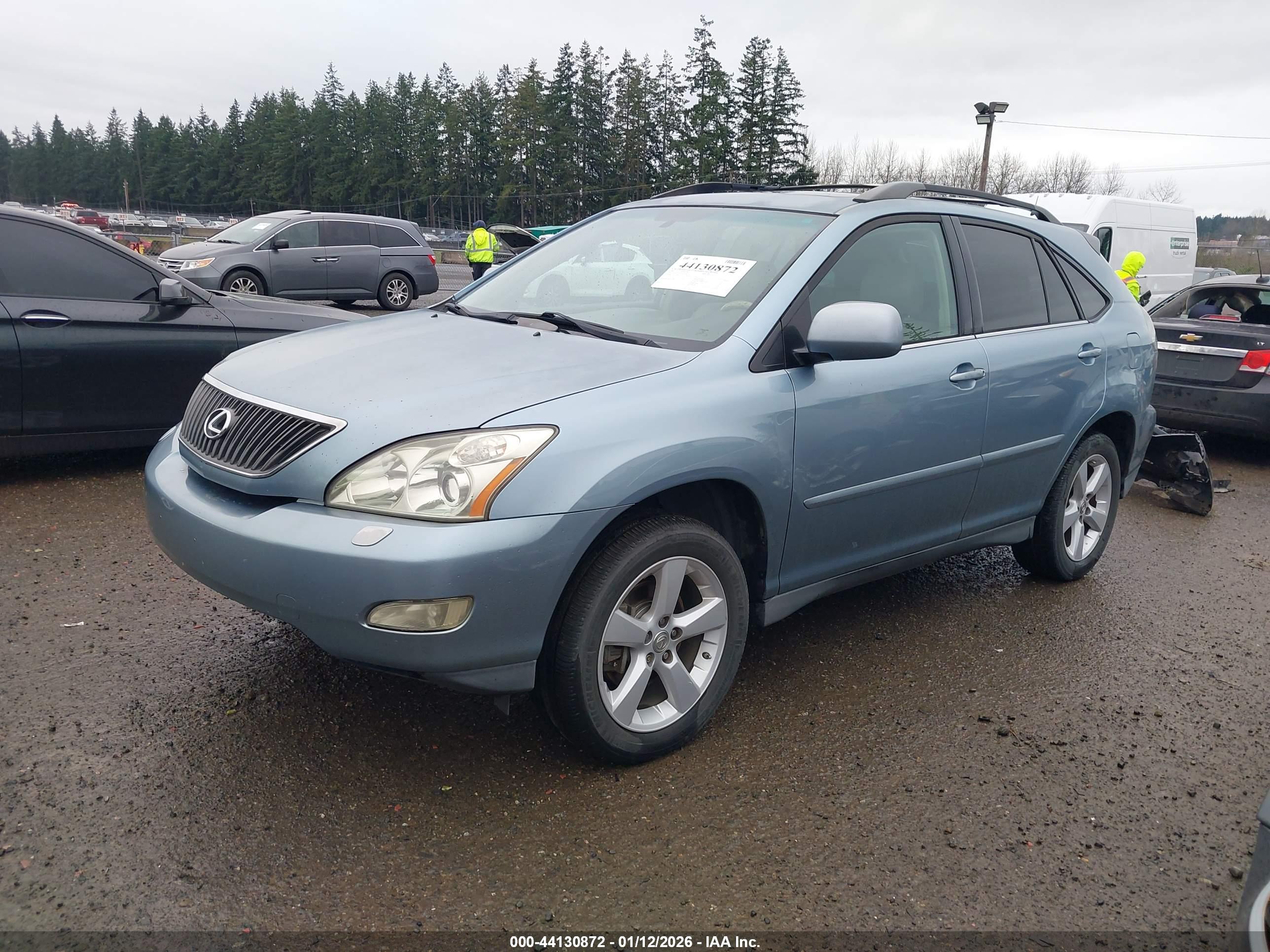 LEXUS RX image 2