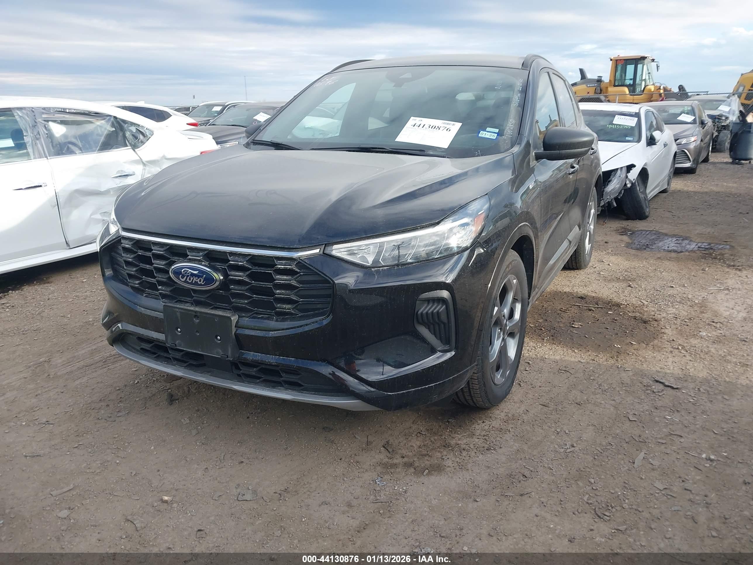FORD ESCAPE image 2