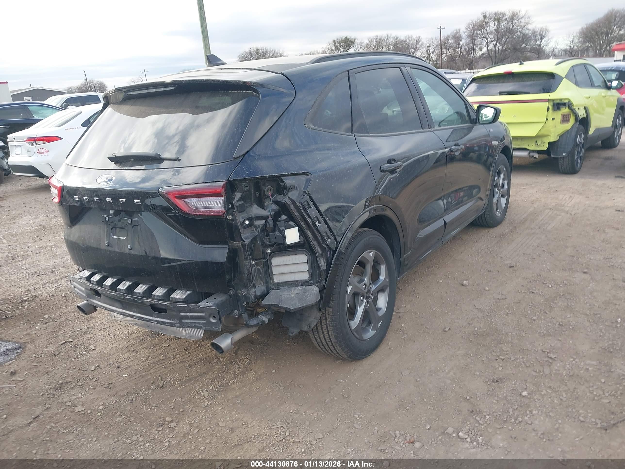 FORD ESCAPE image 4