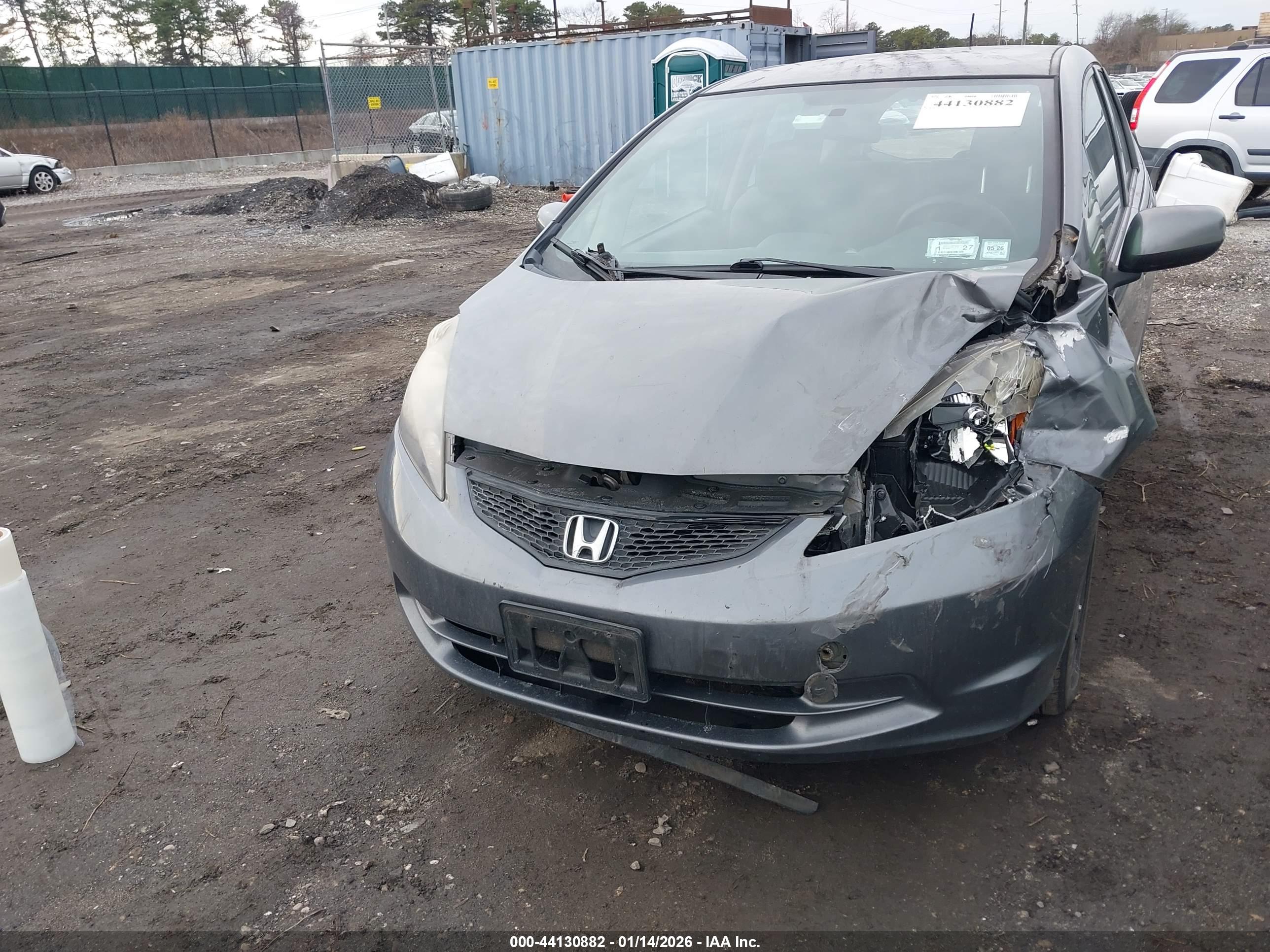 HONDA FIT image 6