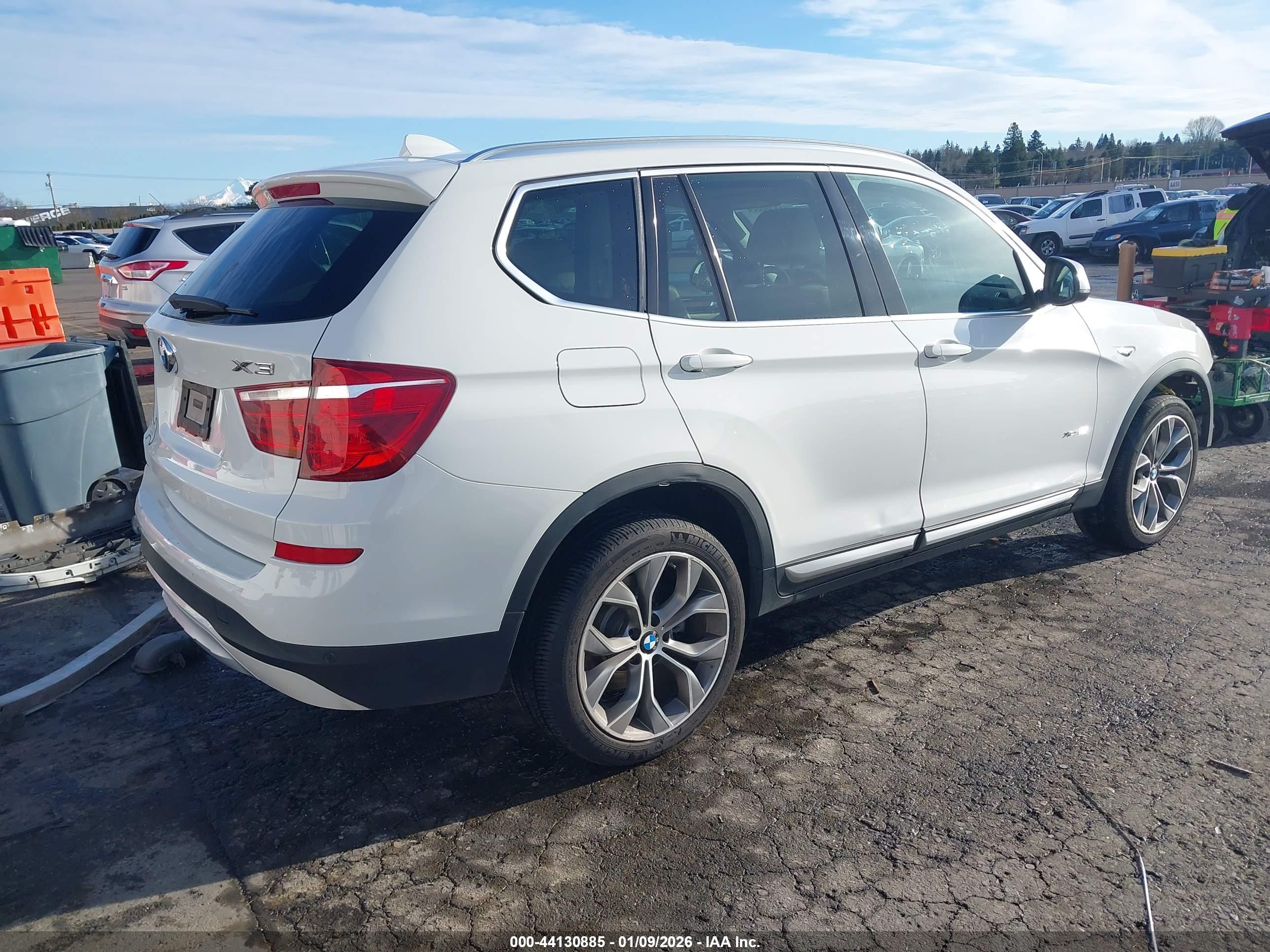 BMW X3 image 4