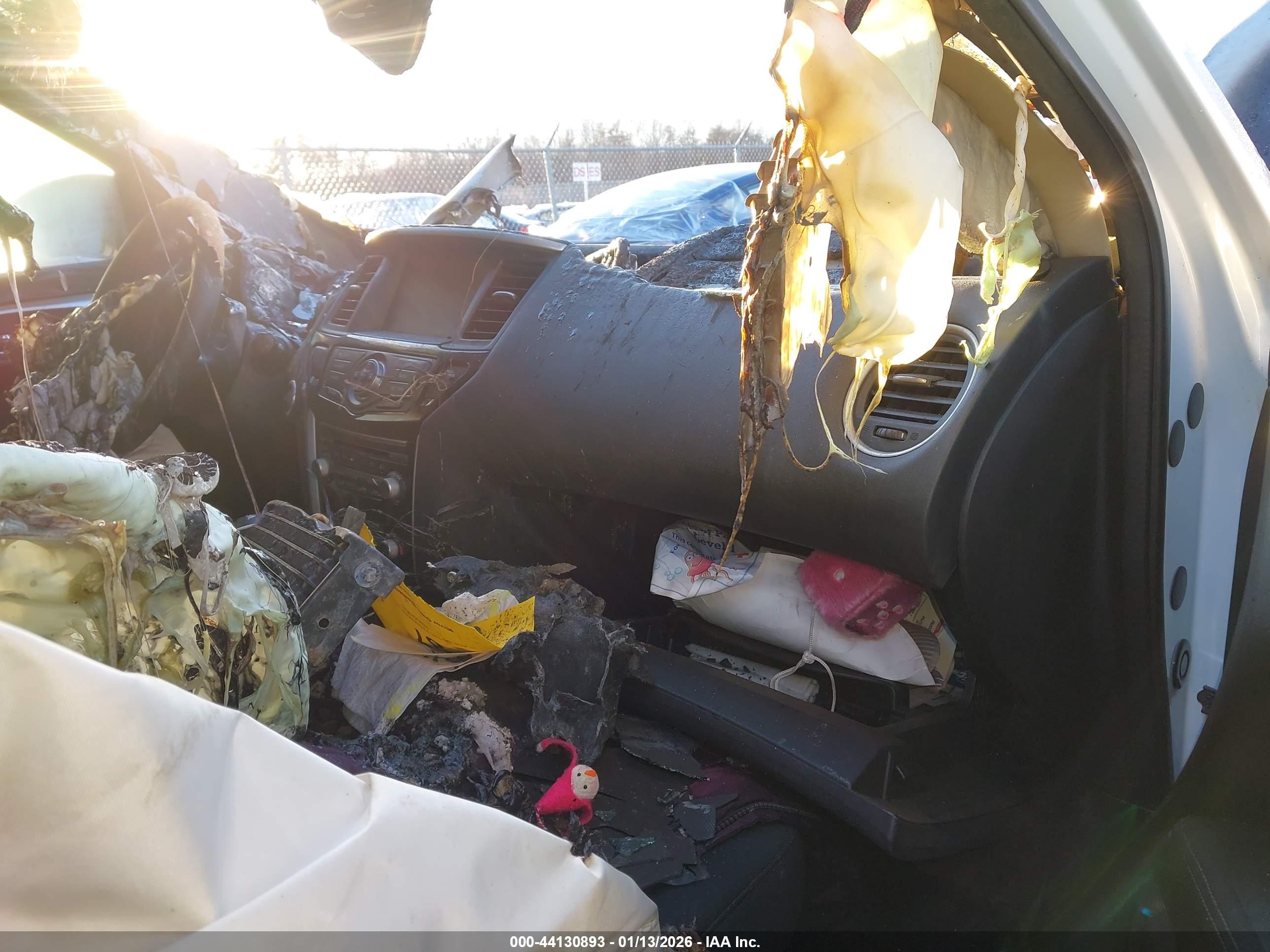 NISSAN PATHFINDER image 5