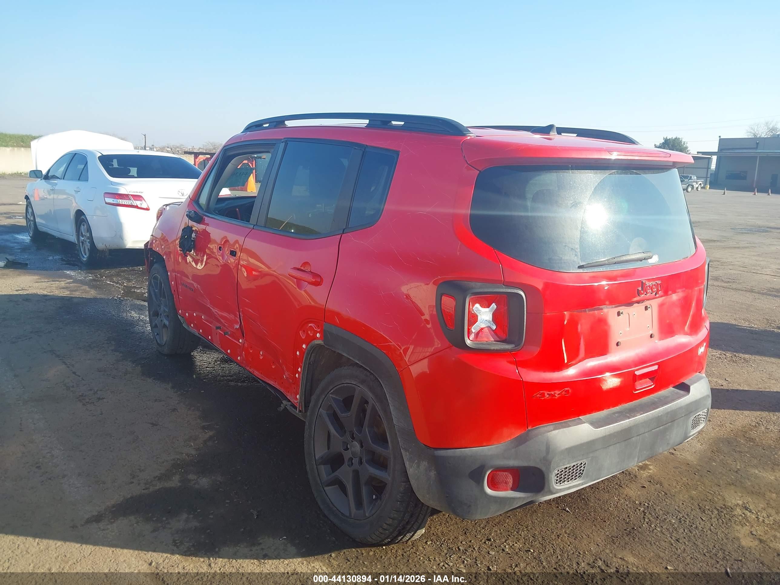 JEEP RENEGADE image 3