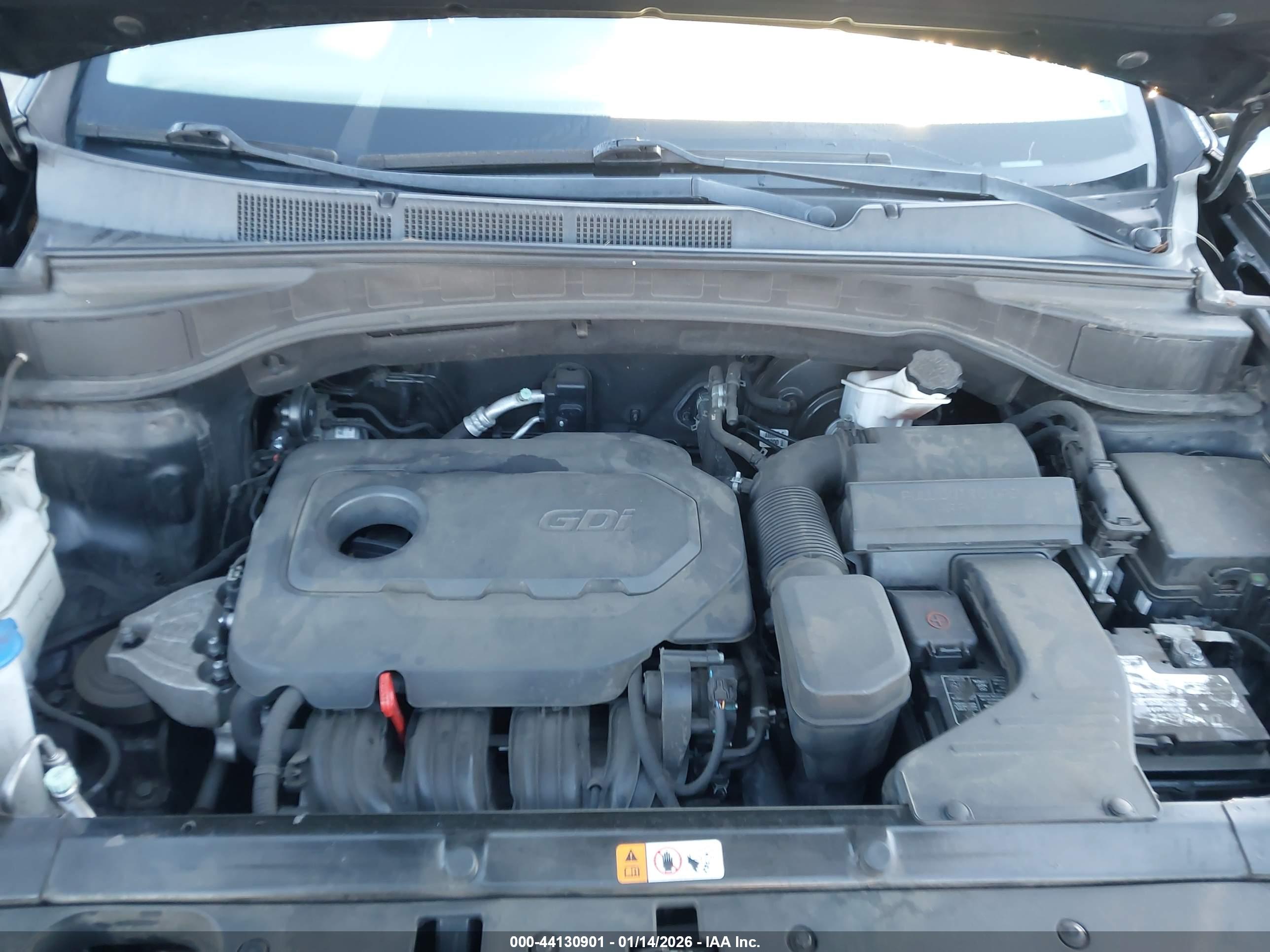 HYUNDAI SANTA image 10
