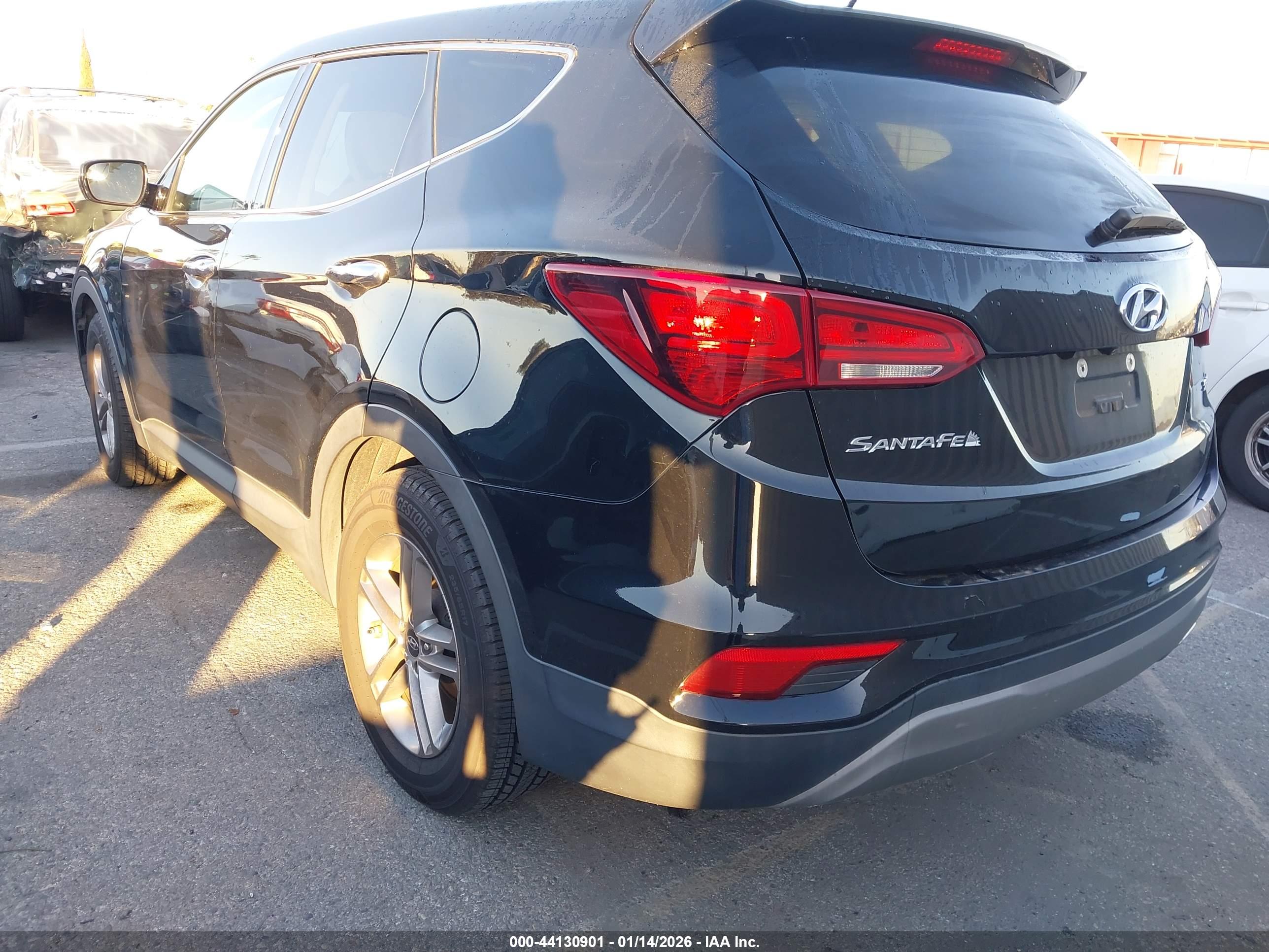 HYUNDAI SANTA image 3