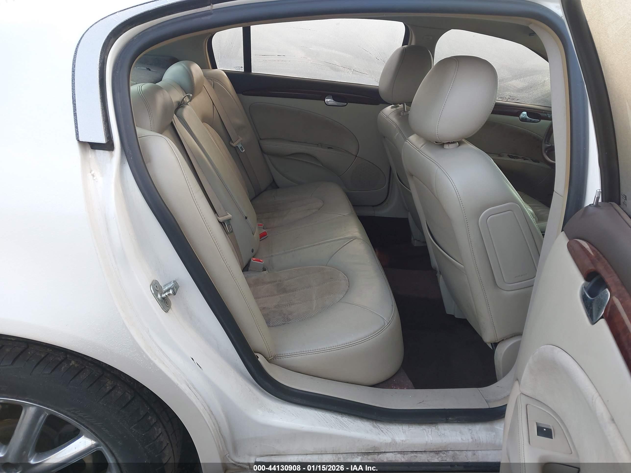 BUICK LUCERNE image 8