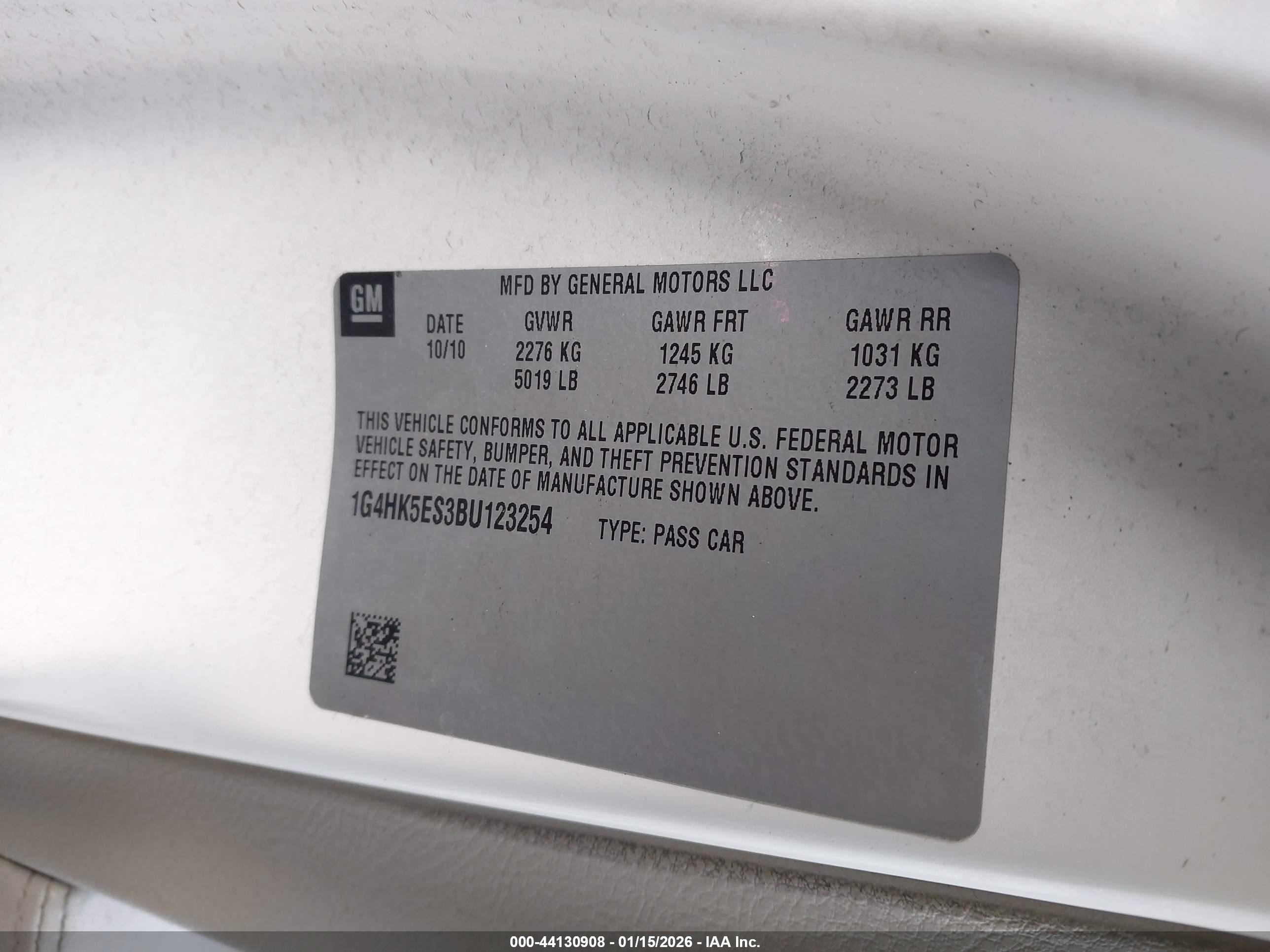 BUICK LUCERNE image 9