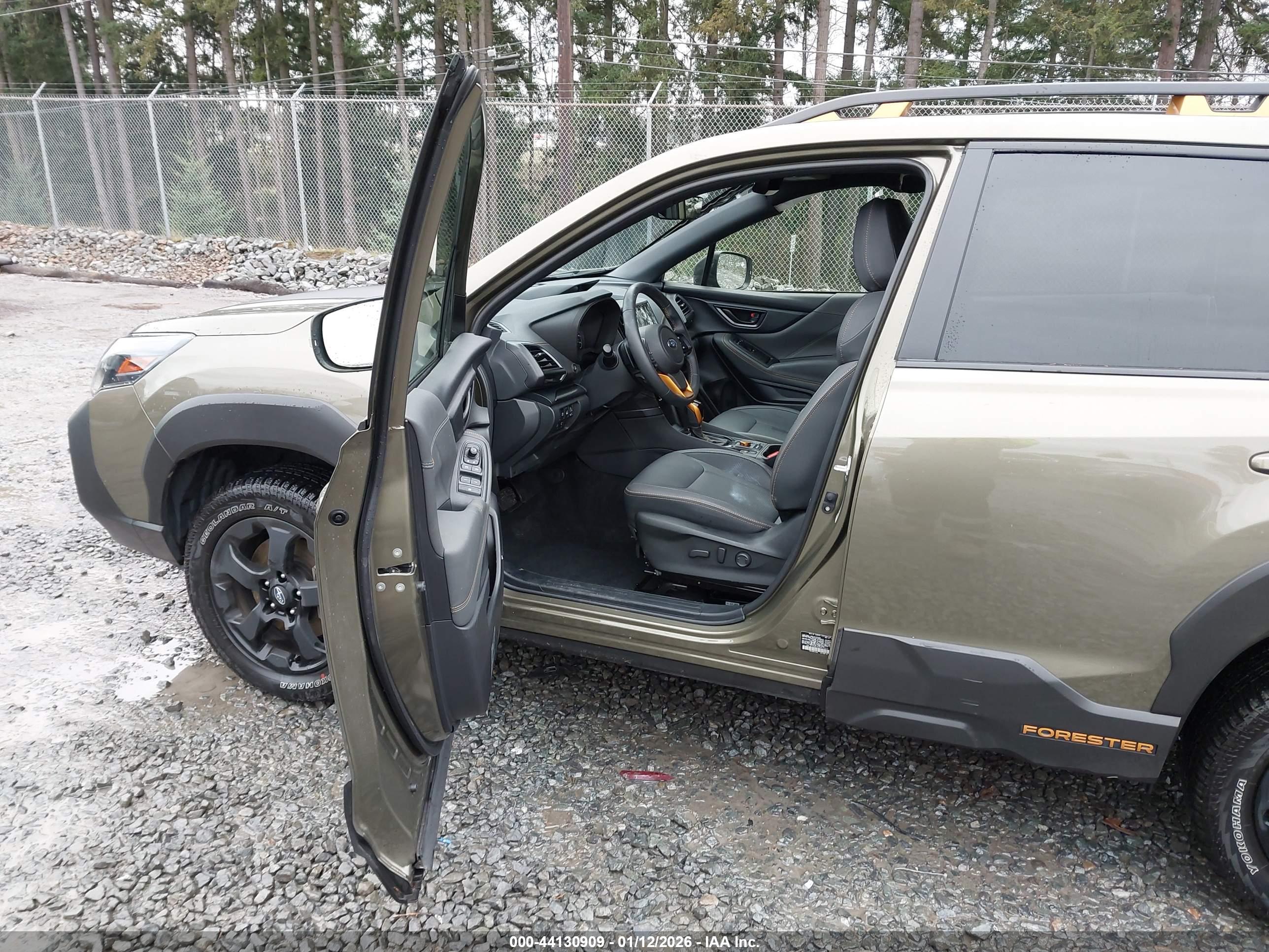 SUBARU FORESTER image 5