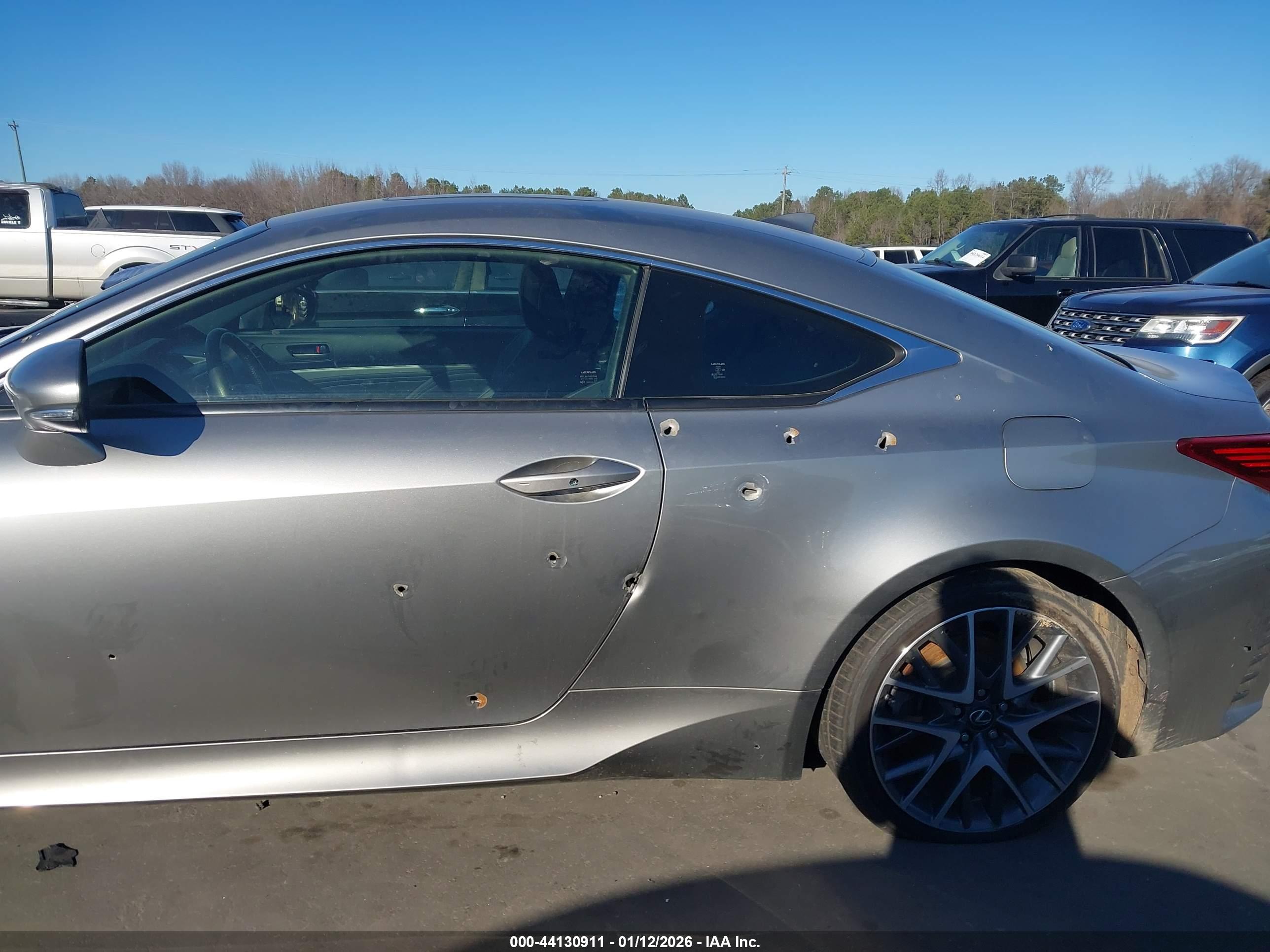 LEXUS RC image 6