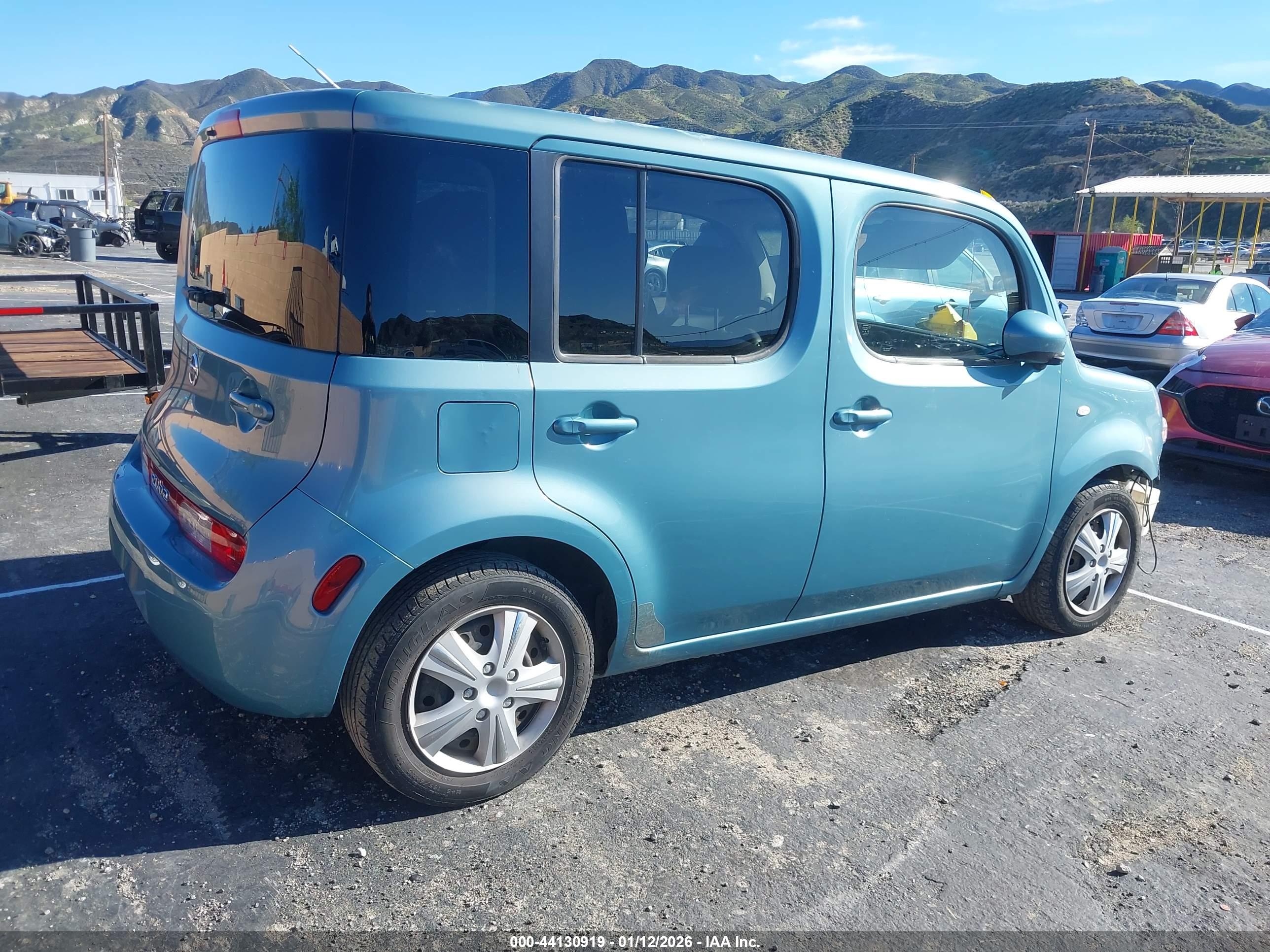 NISSAN CUBE image 4