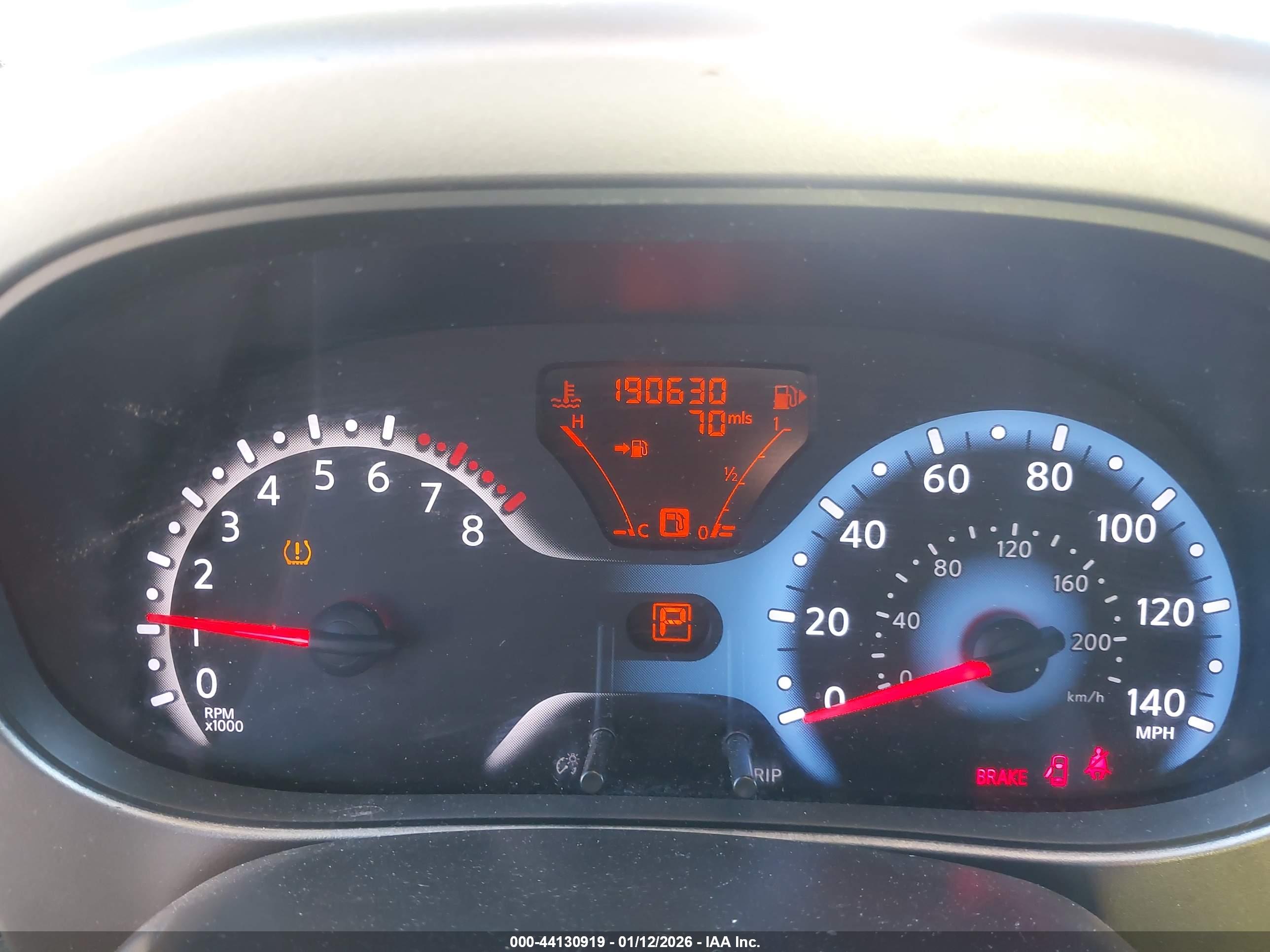 NISSAN CUBE image 7