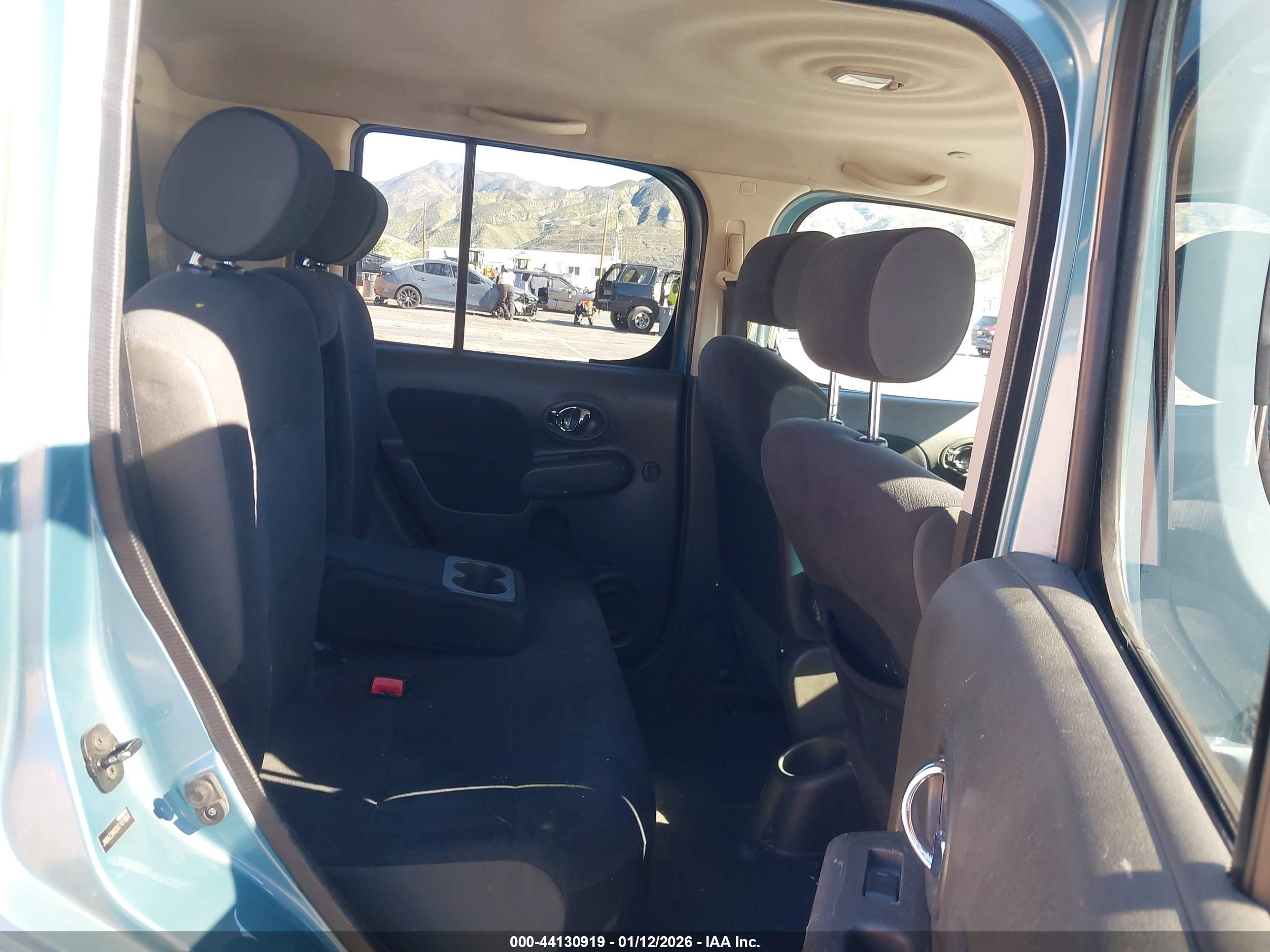 NISSAN CUBE image 8