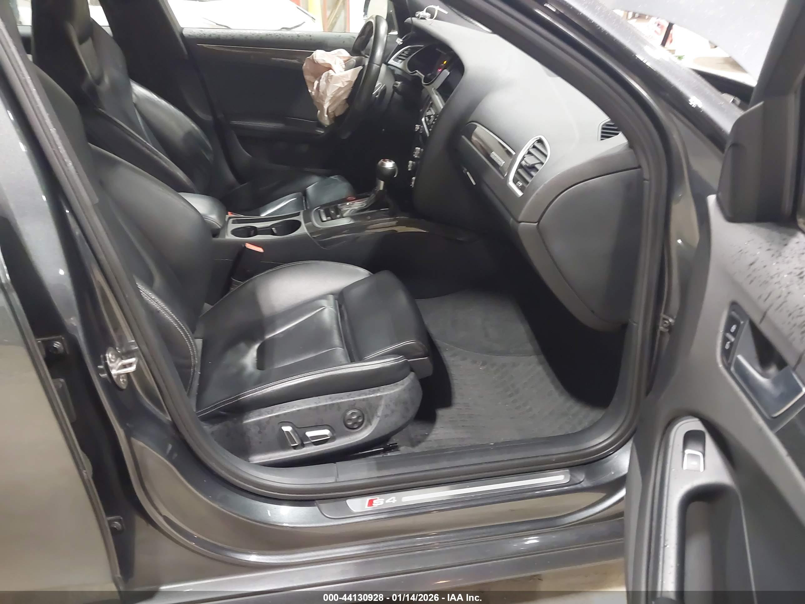 AUDI S4 image 5