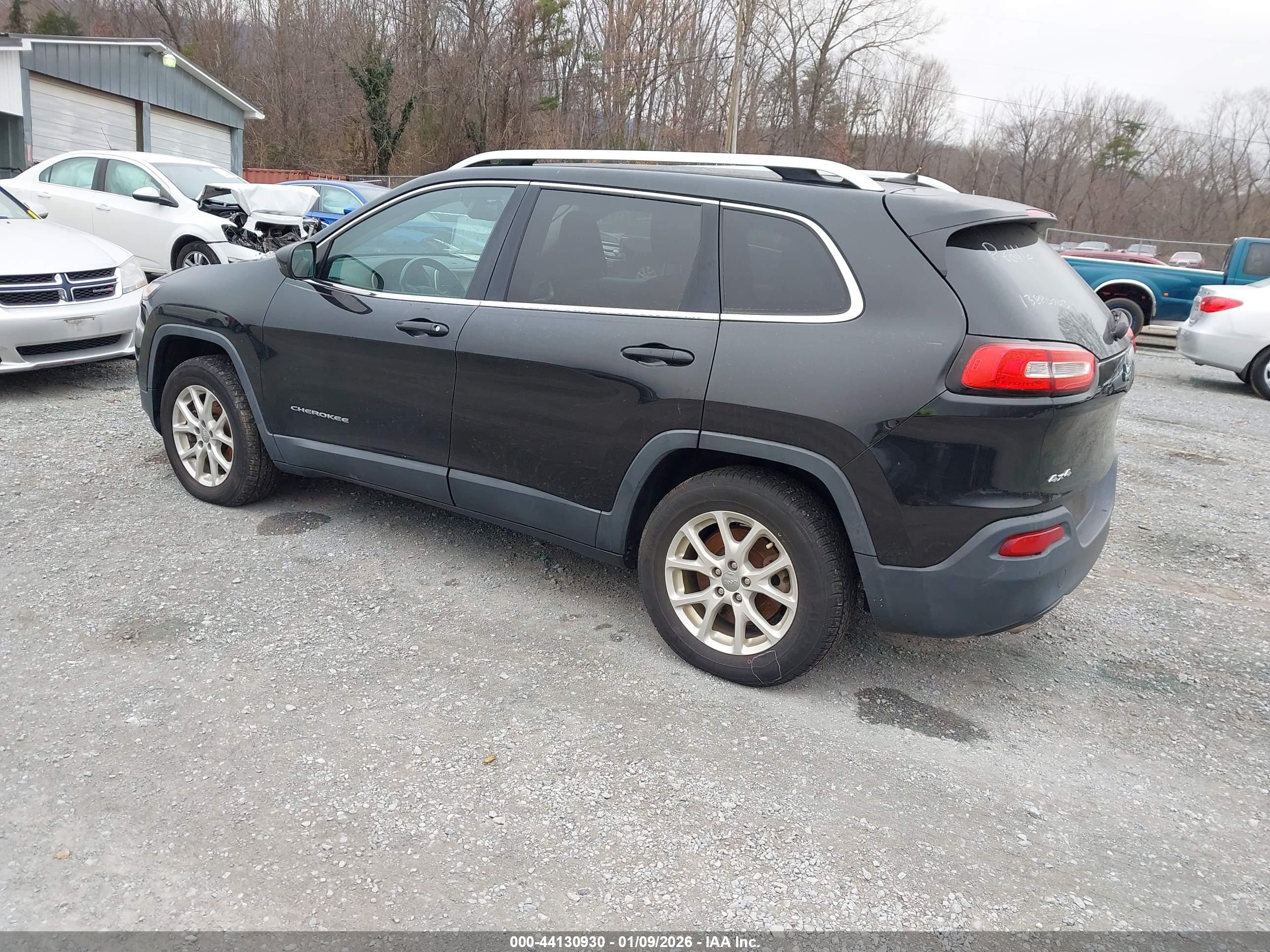 JEEP CHEROKEE image 3