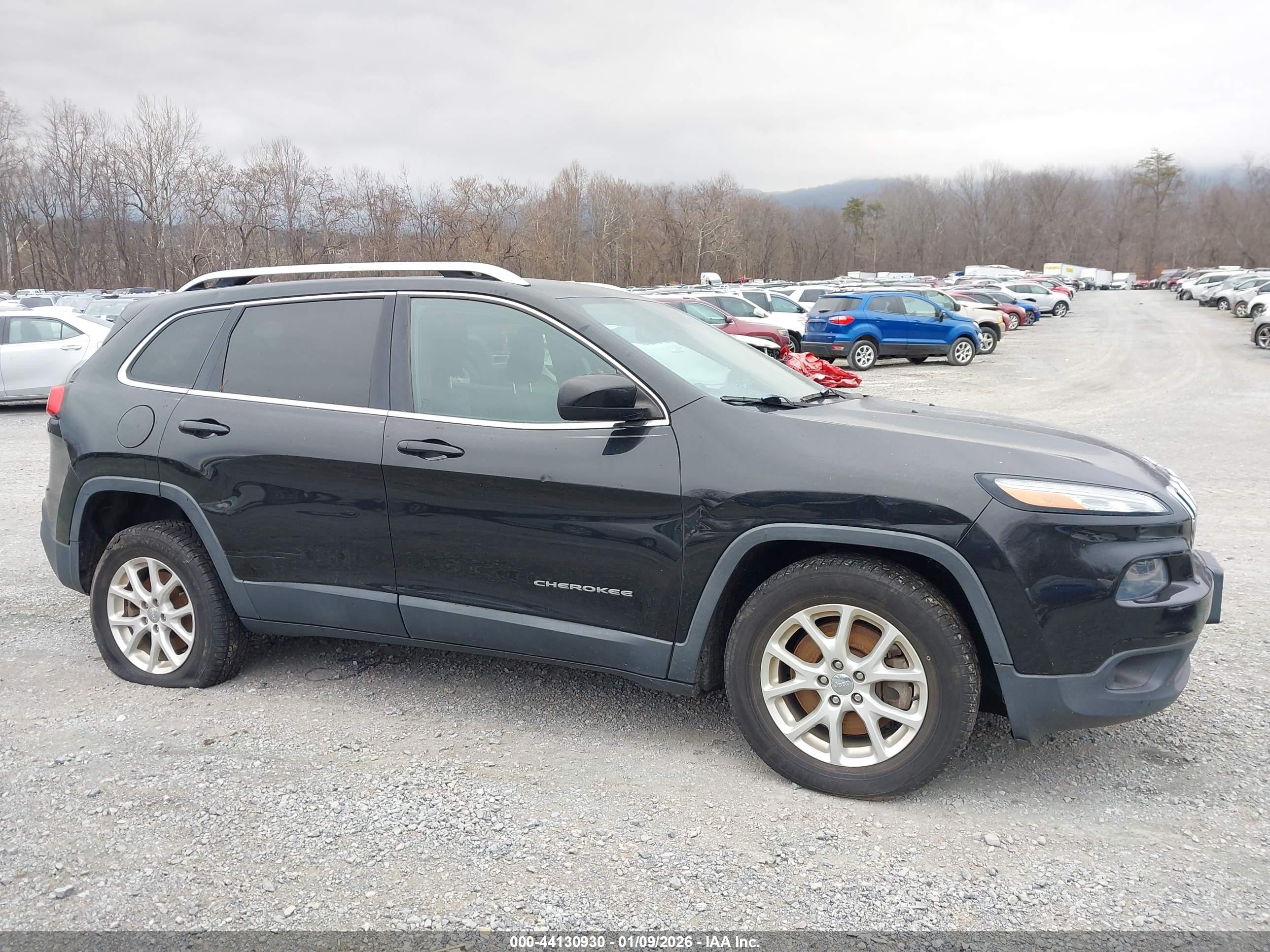 JEEP CHEROKEE image 6