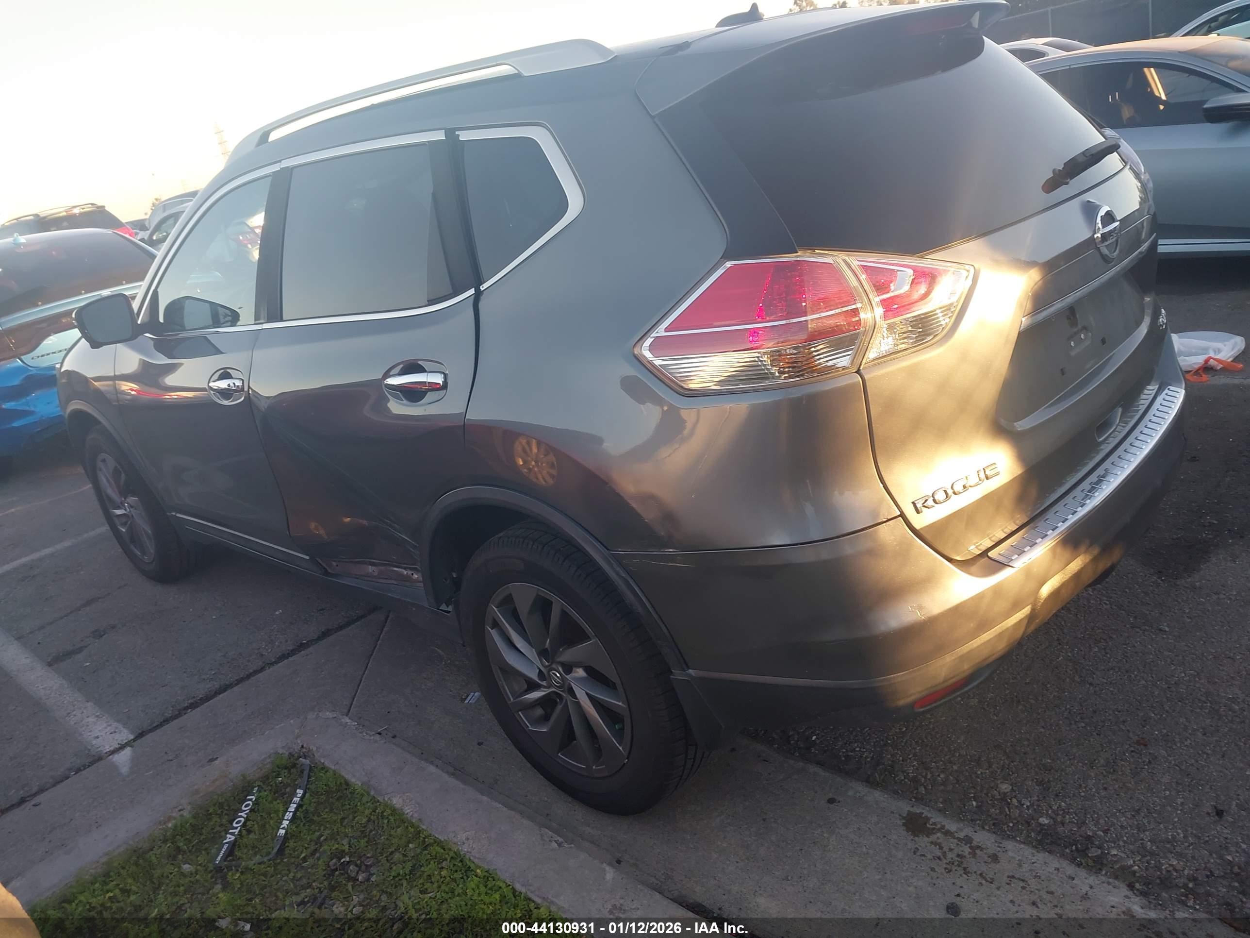 NISSAN ROGUE image 3