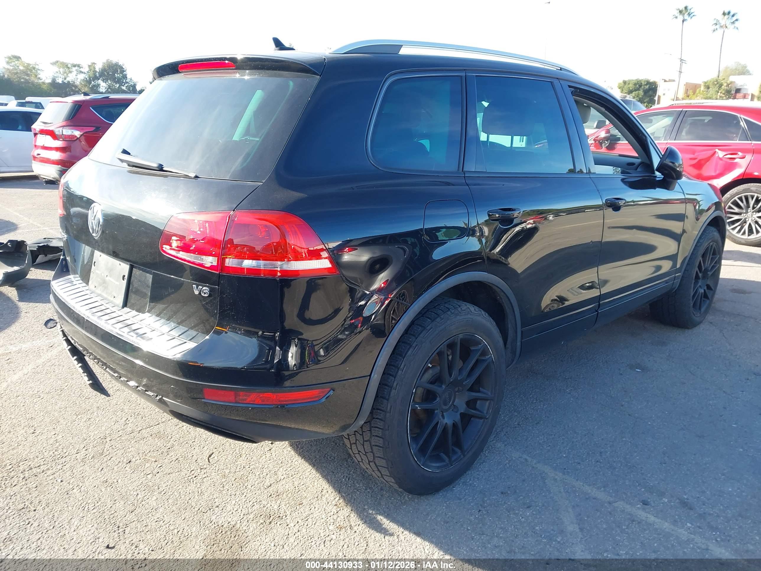 VOLKSWAGEN TOUAREG image 4