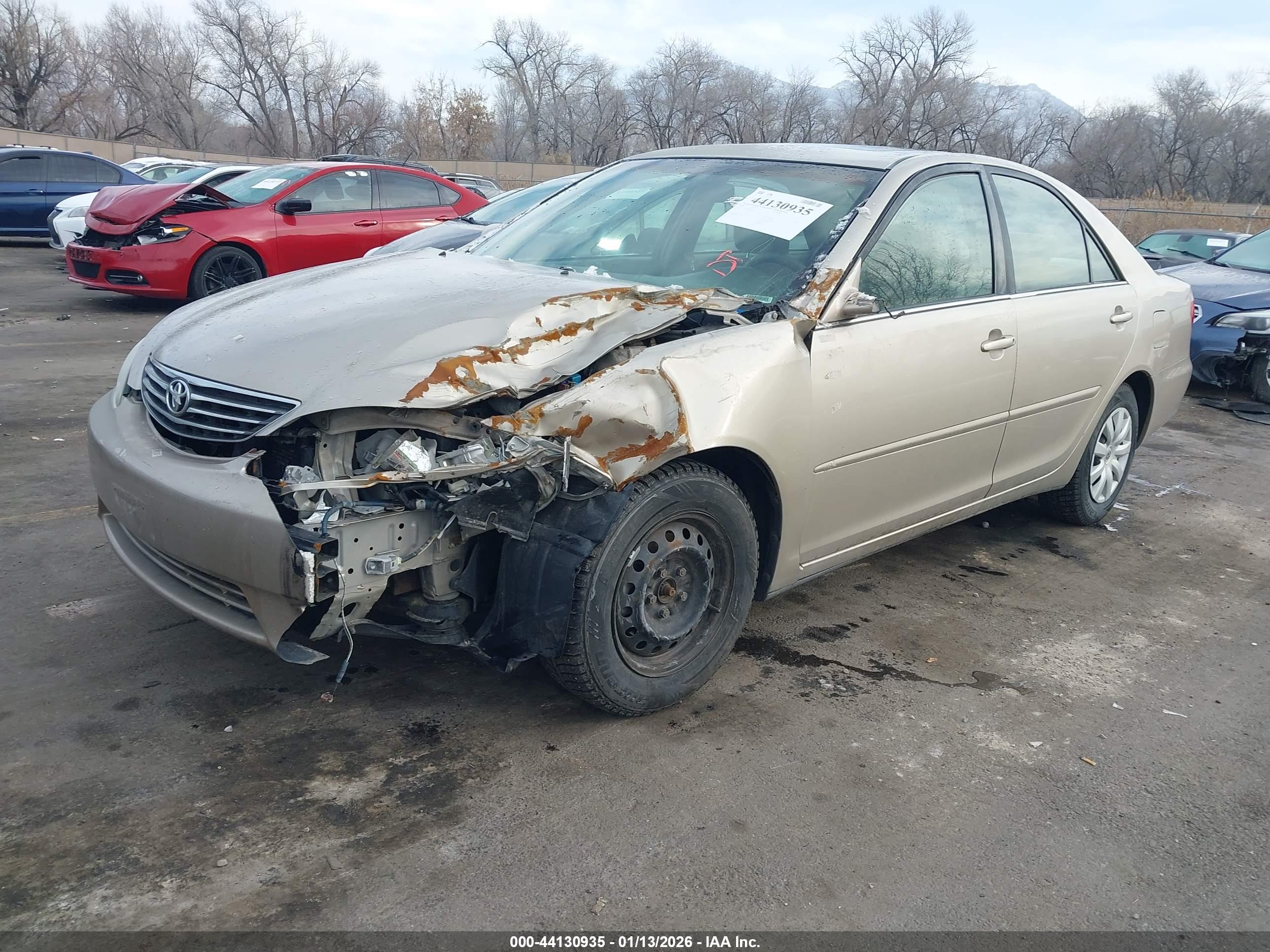 TOYOTA CAMRY image 2
