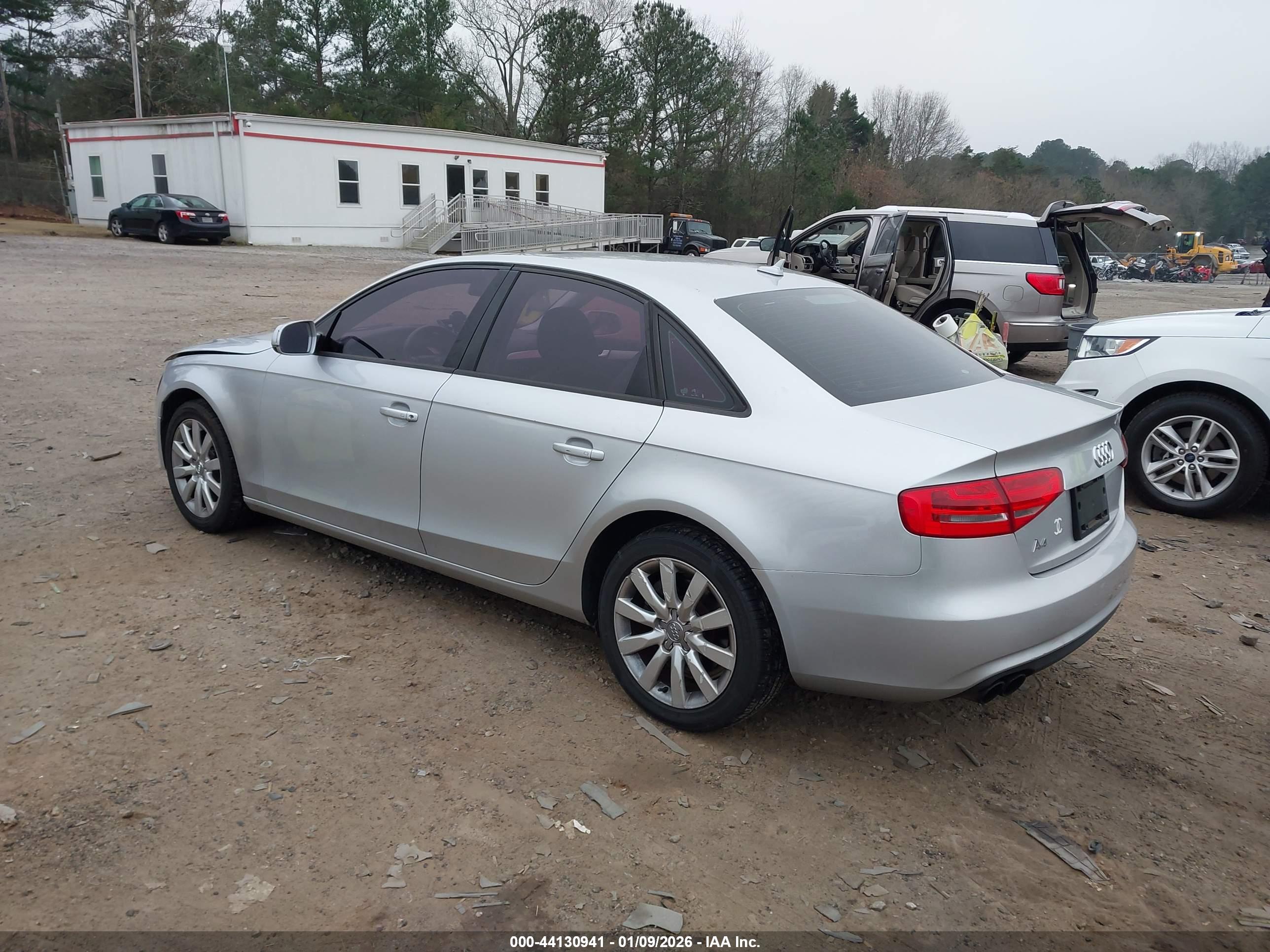 AUDI A4 image 3