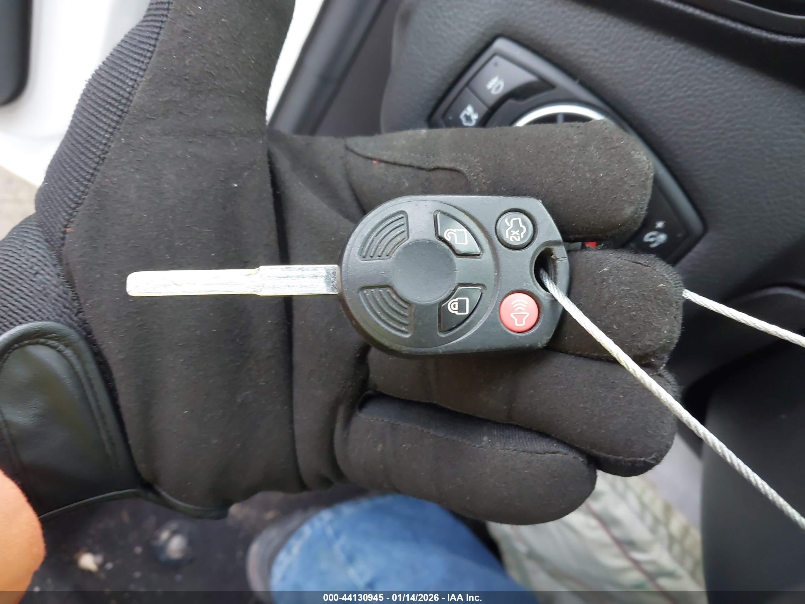 FORD ESCAPE image 11