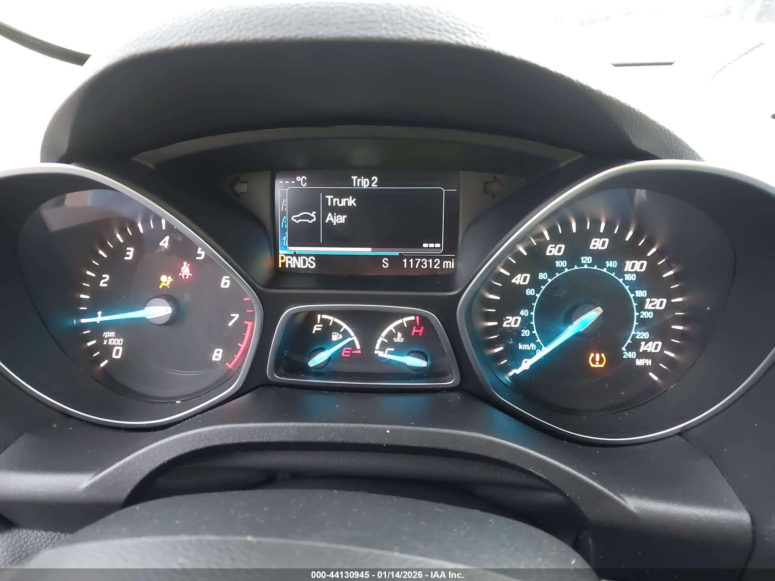 FORD ESCAPE image 7