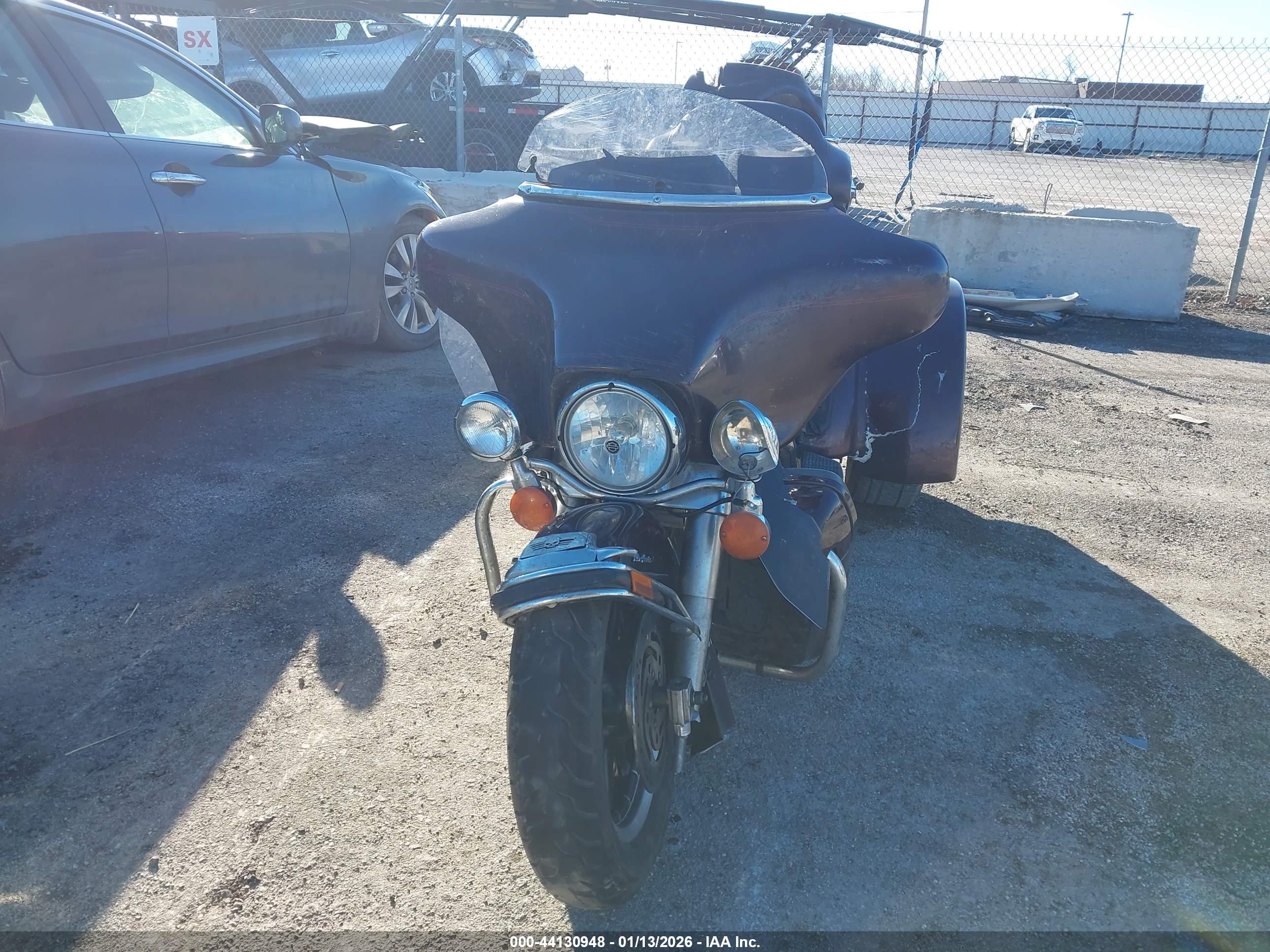 HARLEY-DAVIDSON FLHTCUI image 5