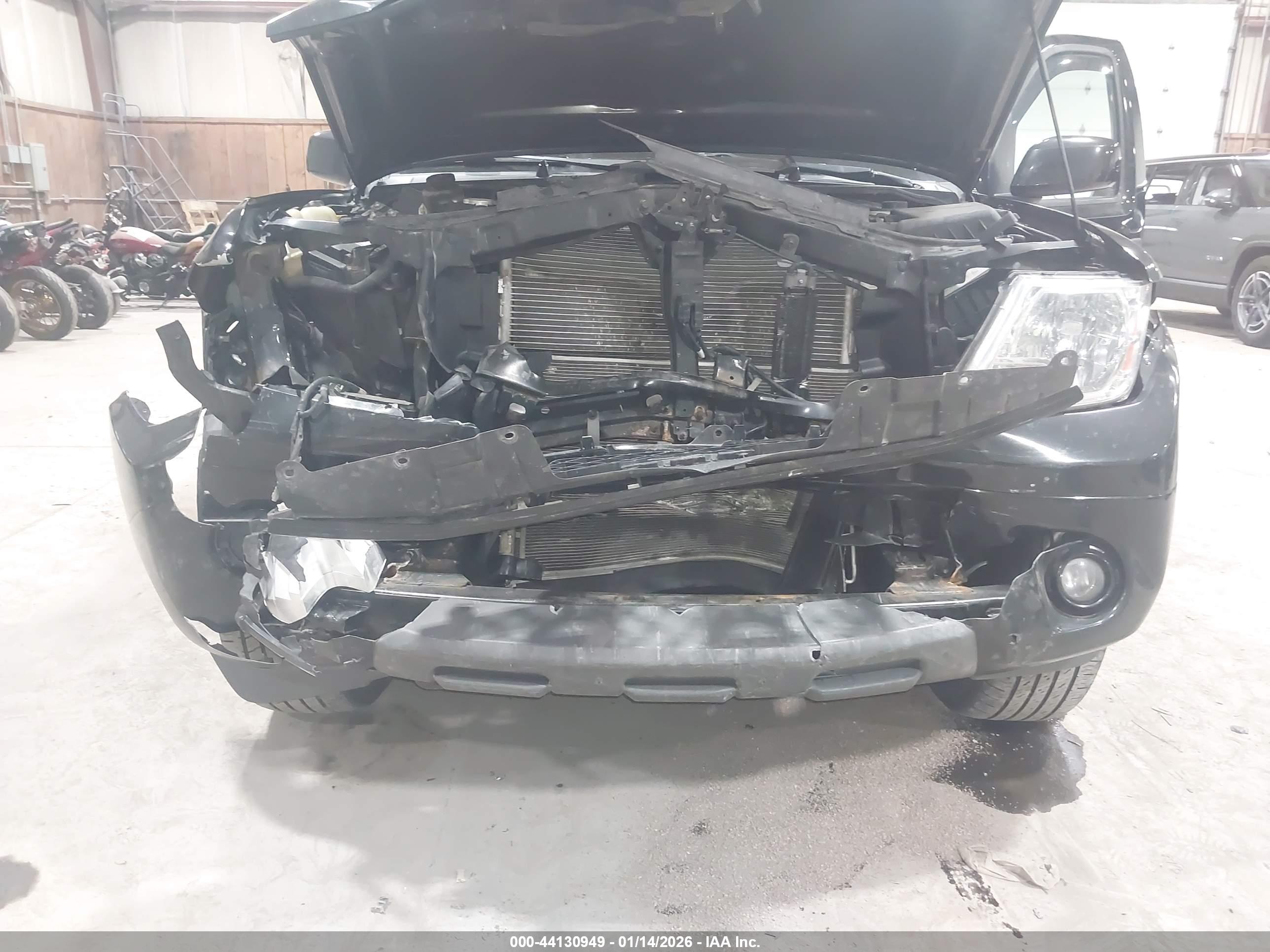 NISSAN FRONTIER image 6