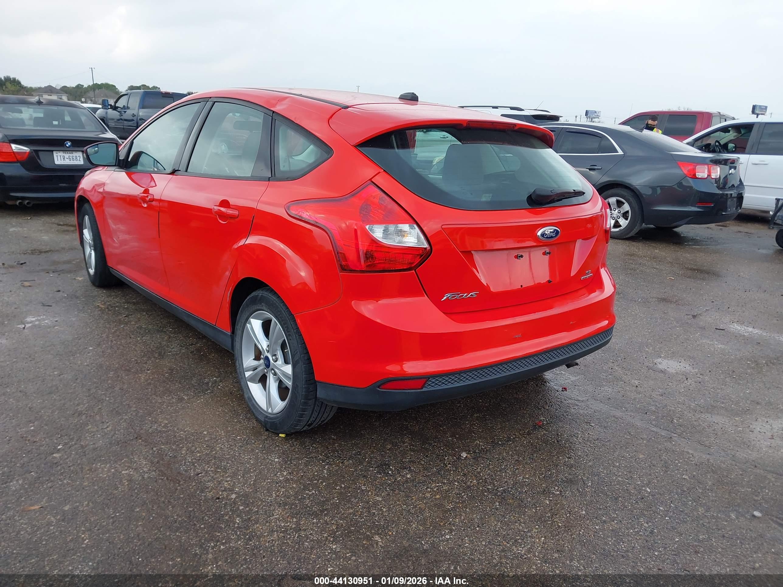 FORD FOCUS image 3