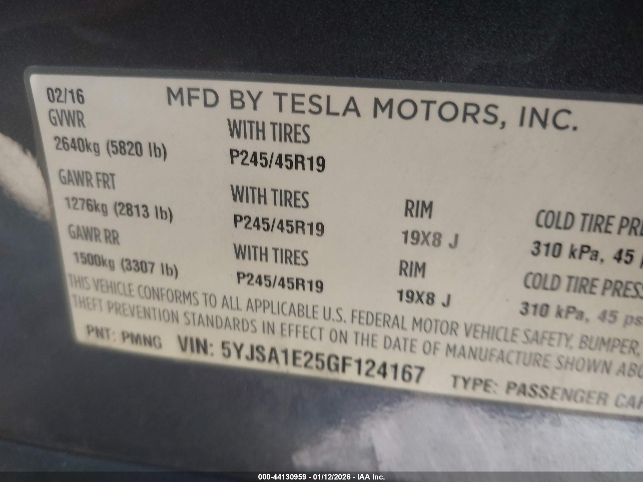 TESLA MODEL image 9