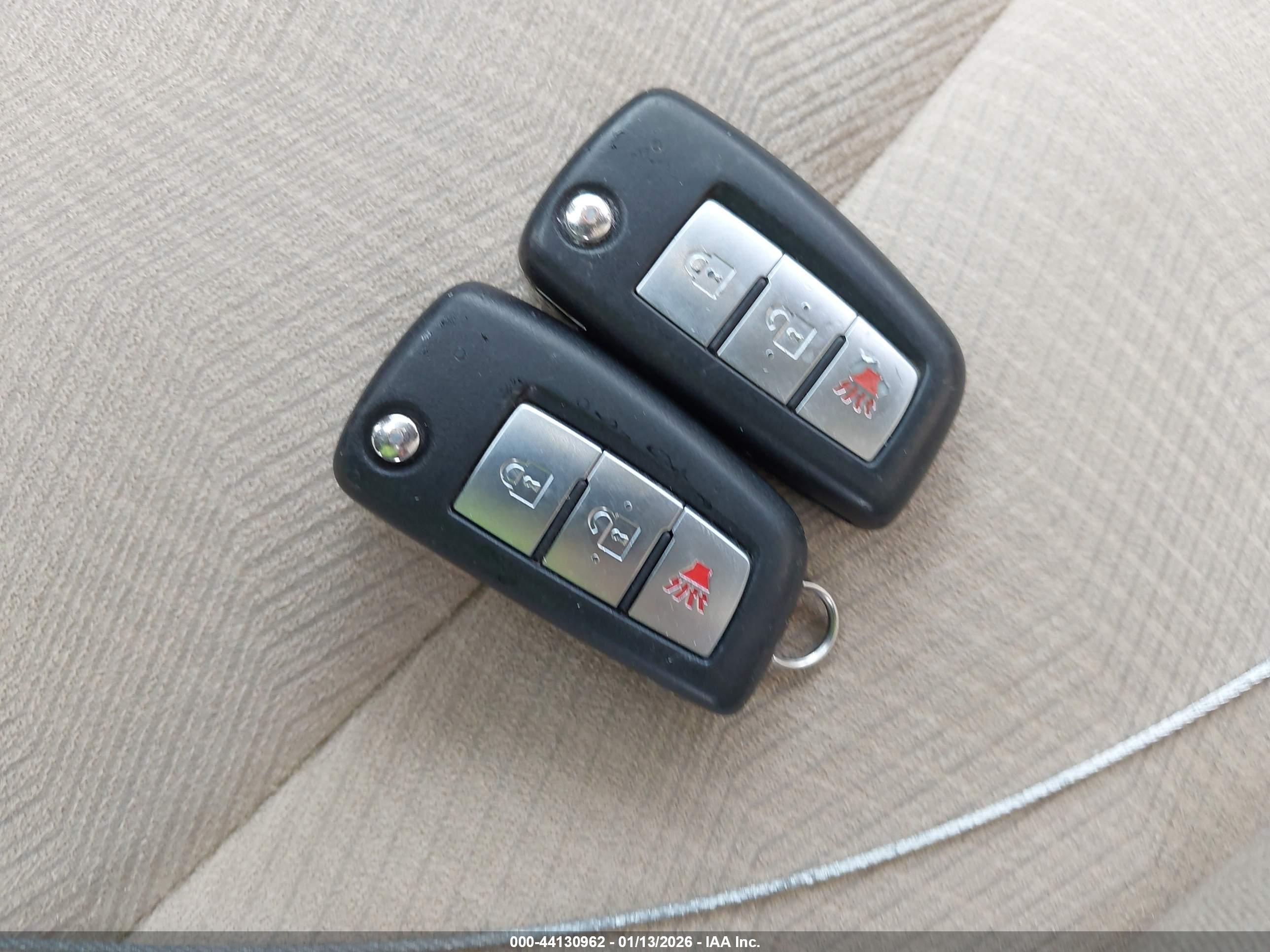NISSAN ROGUE image 11