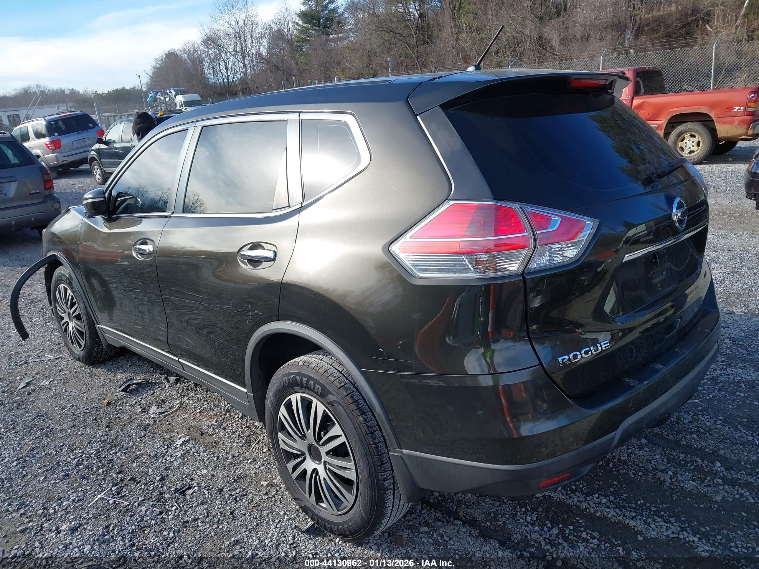 NISSAN ROGUE image 3