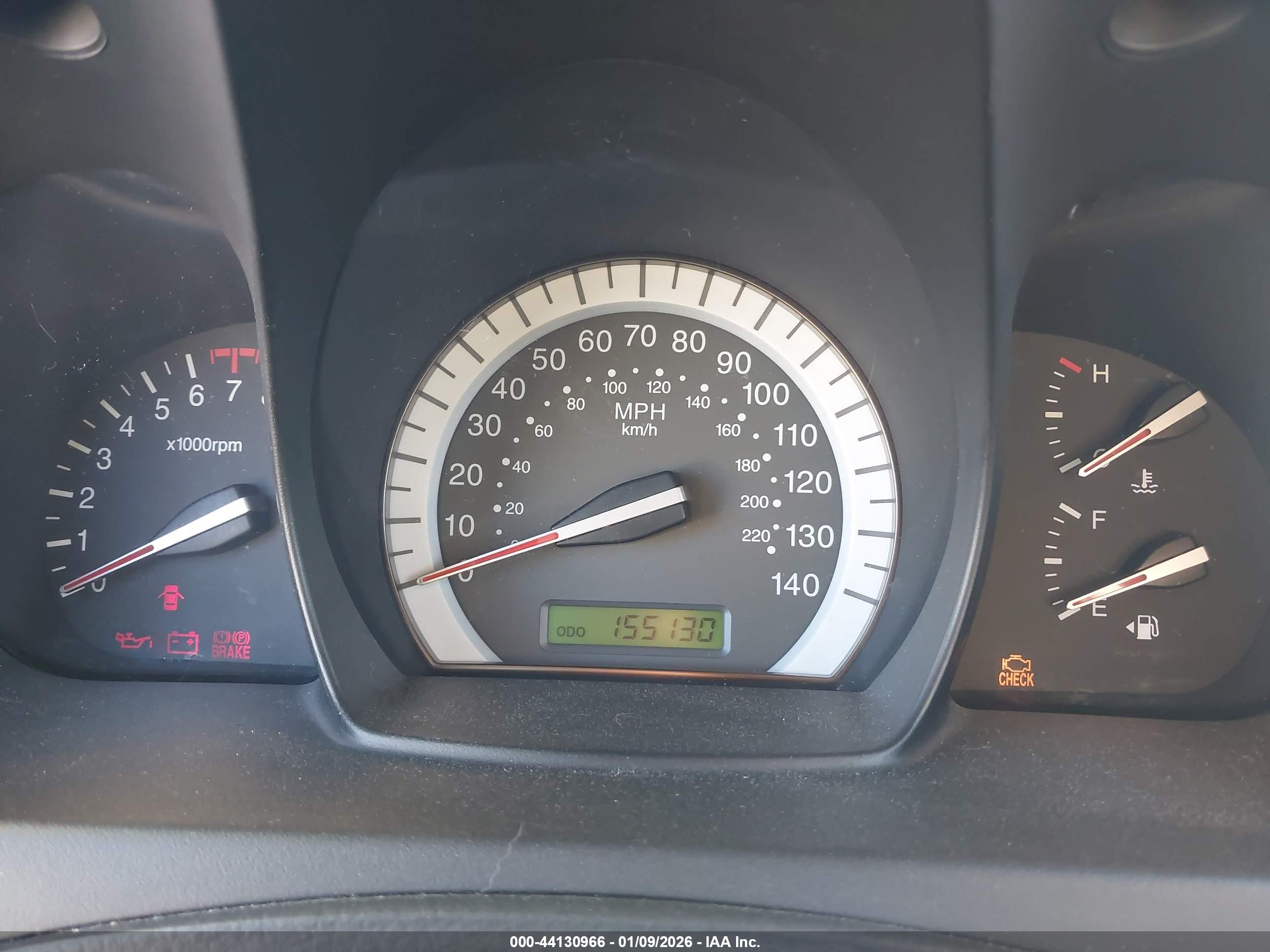 KIA SPECTRA5 image 7