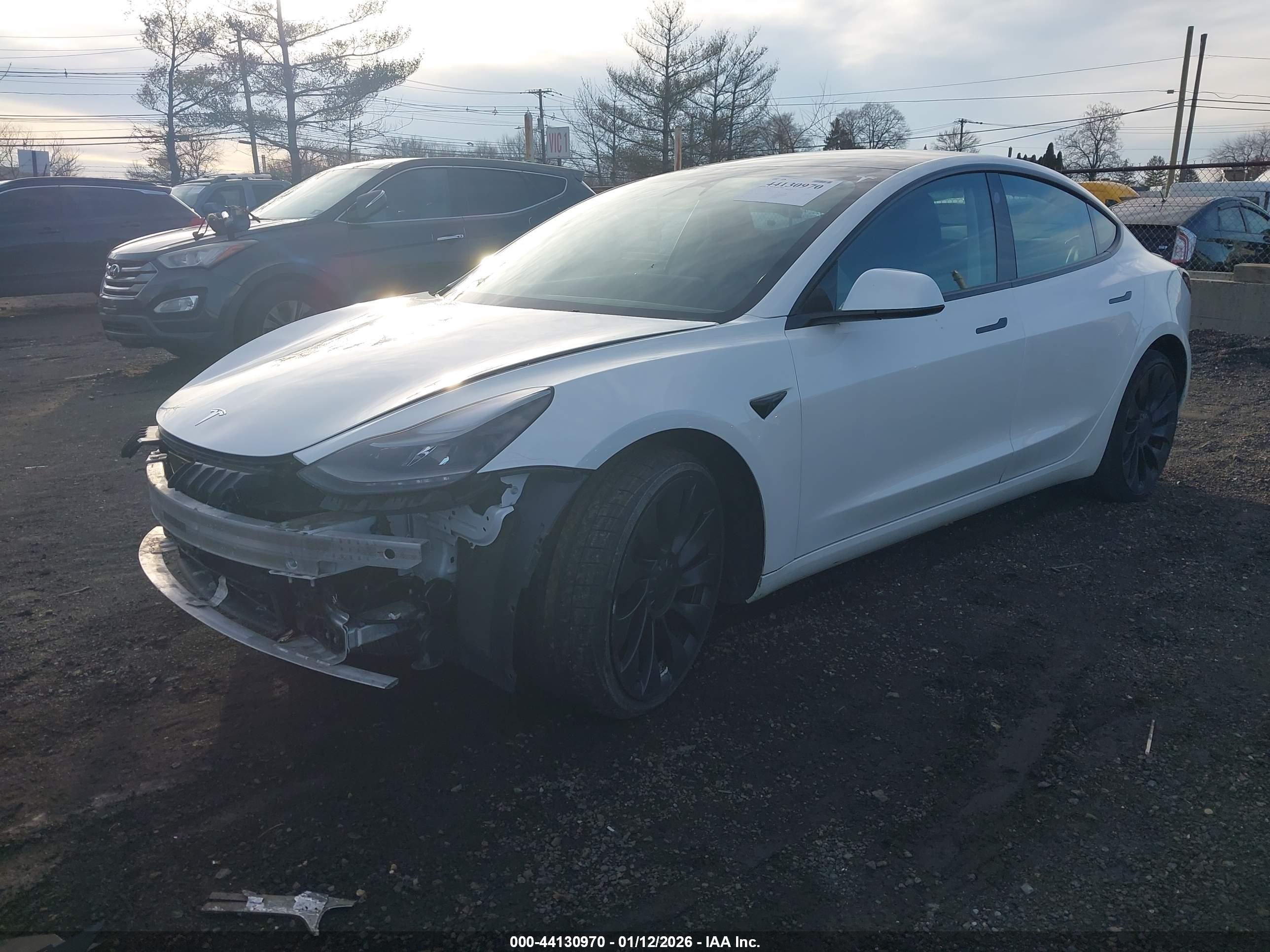 TESLA MODEL image 2