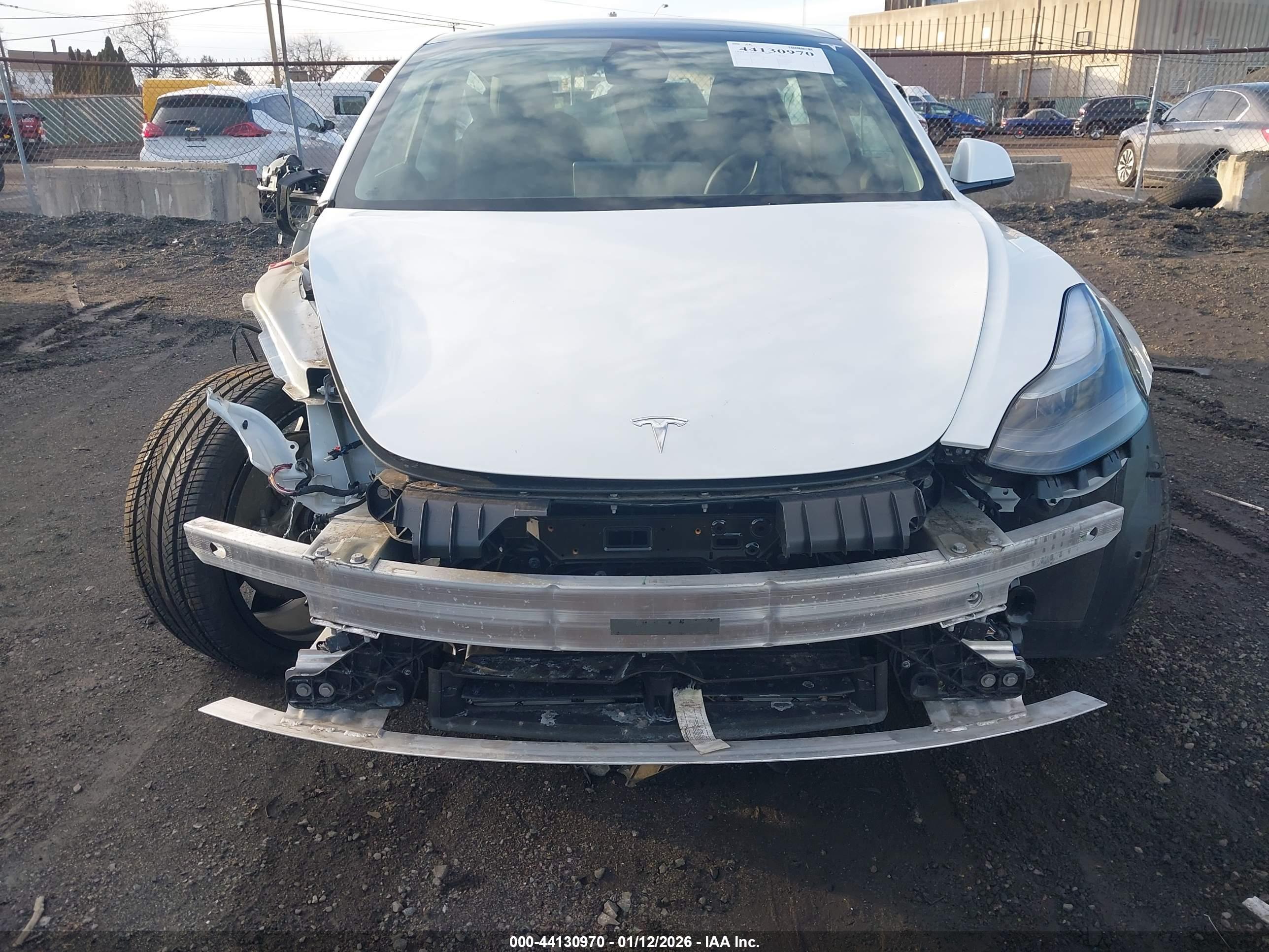 TESLA MODEL image 6