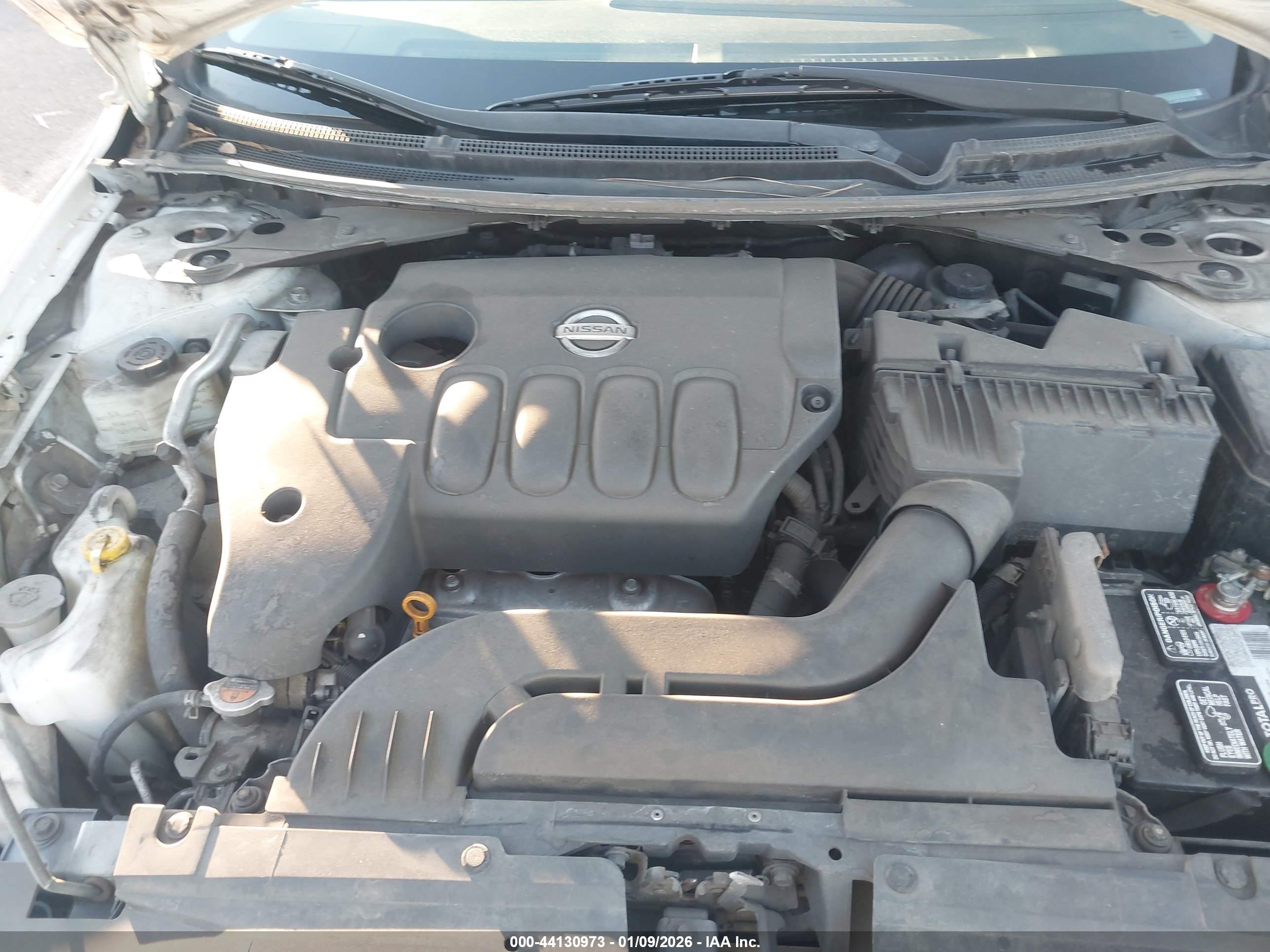 NISSAN ALTIMA image 10