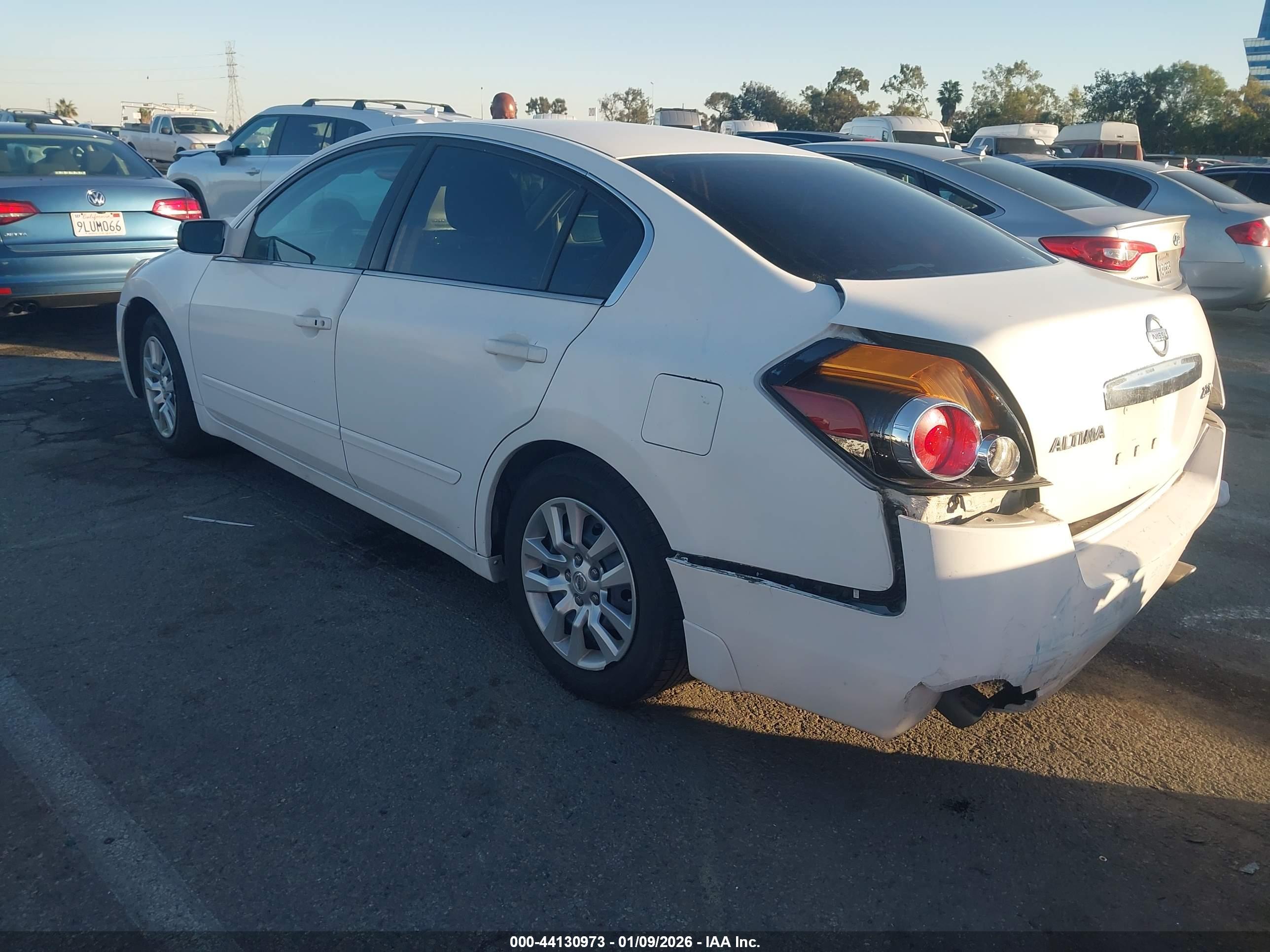 NISSAN ALTIMA image 3