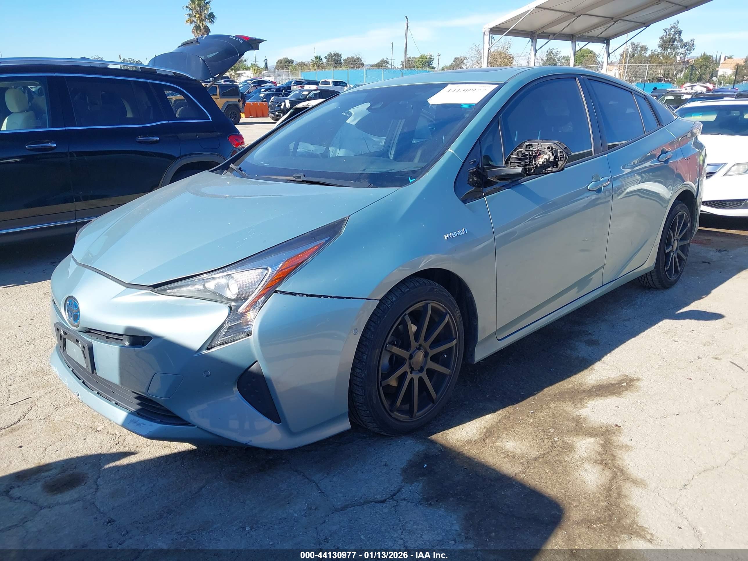 TOYOTA PRIUS image 2