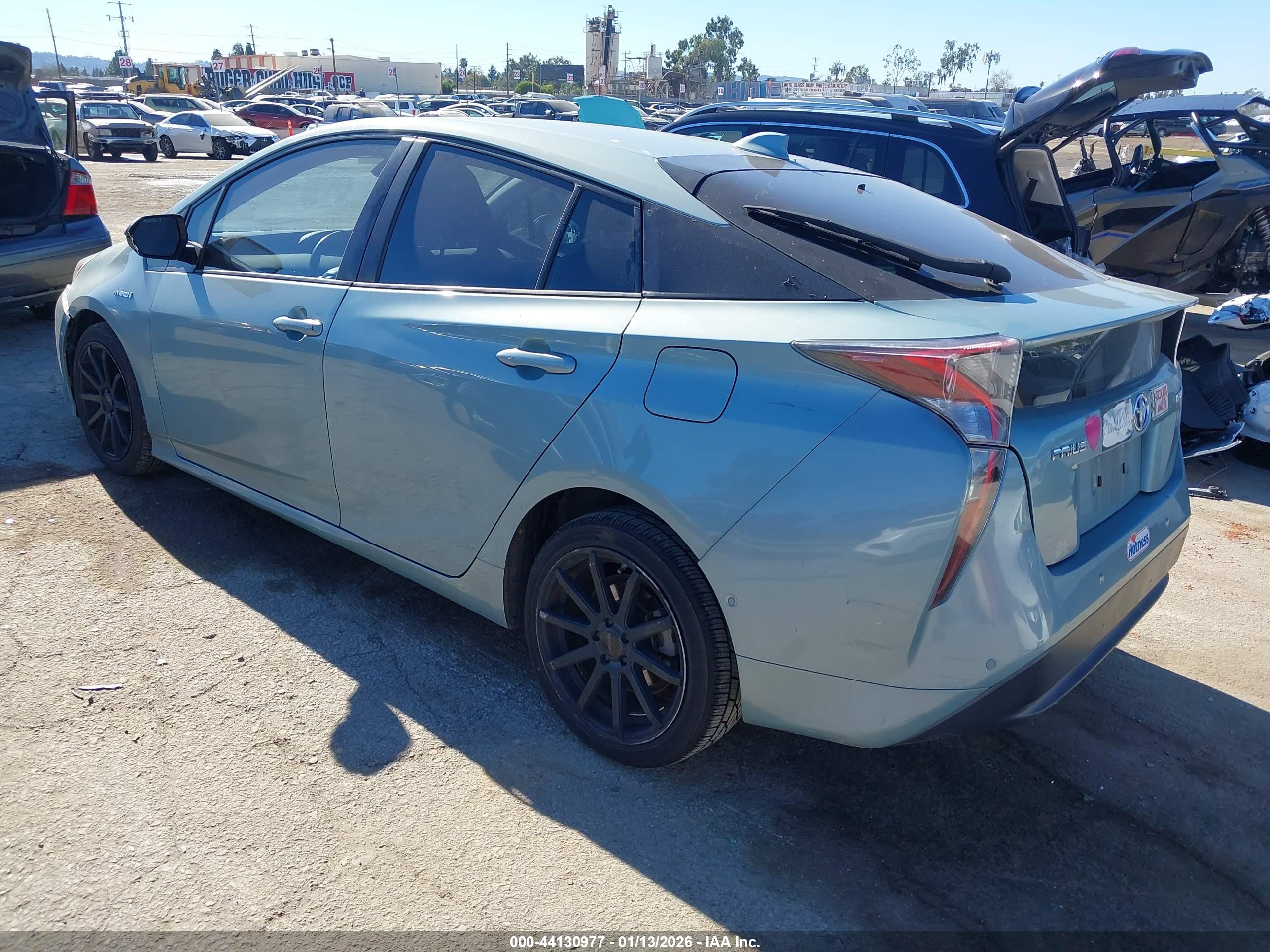 TOYOTA PRIUS image 3